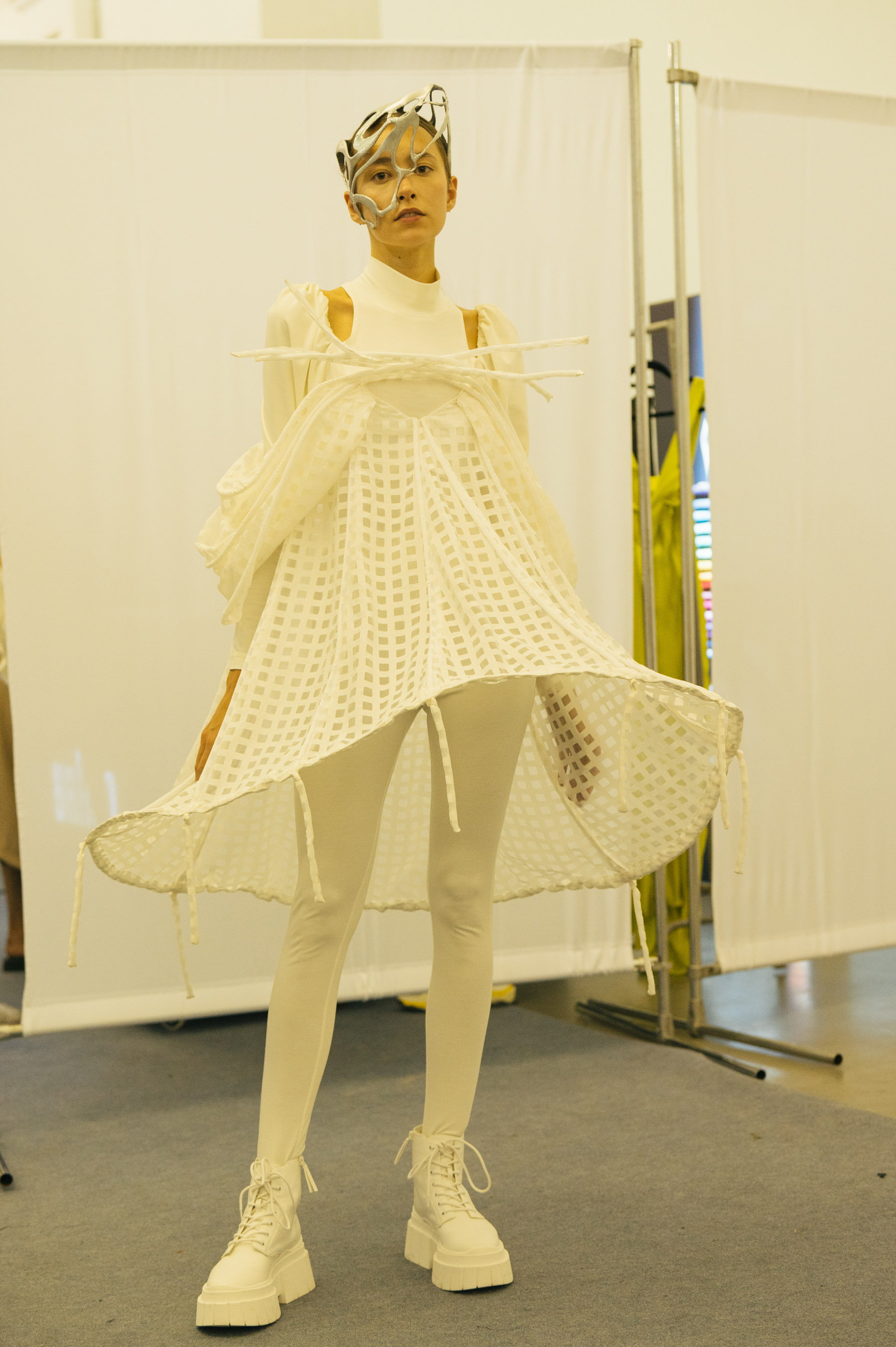 backstage ukrainian fashion week 2021 fotografie di Alexander C. Luque