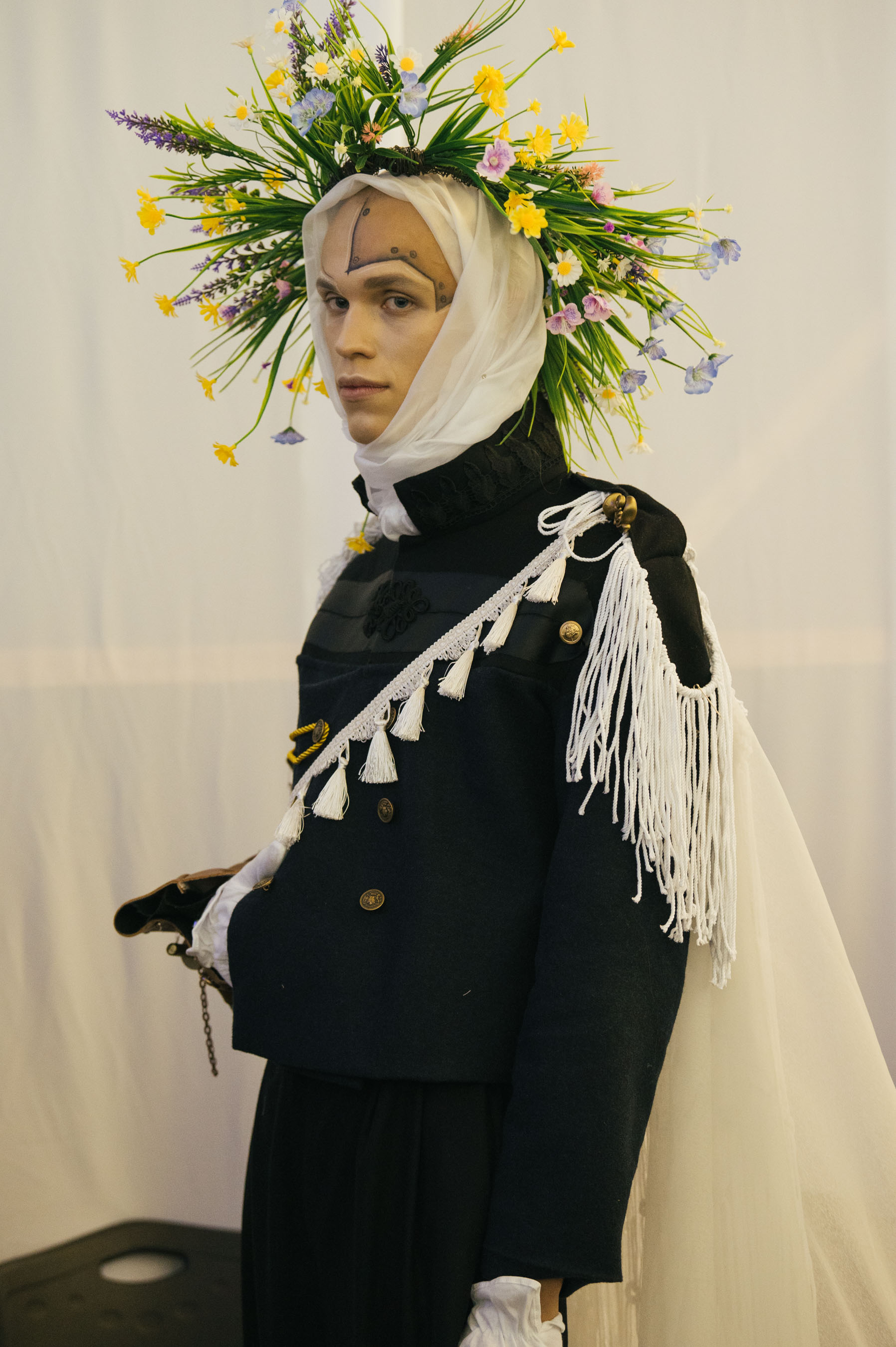 backstage ukrainian fashion week 2021 fotografie di Alexander C. Luque