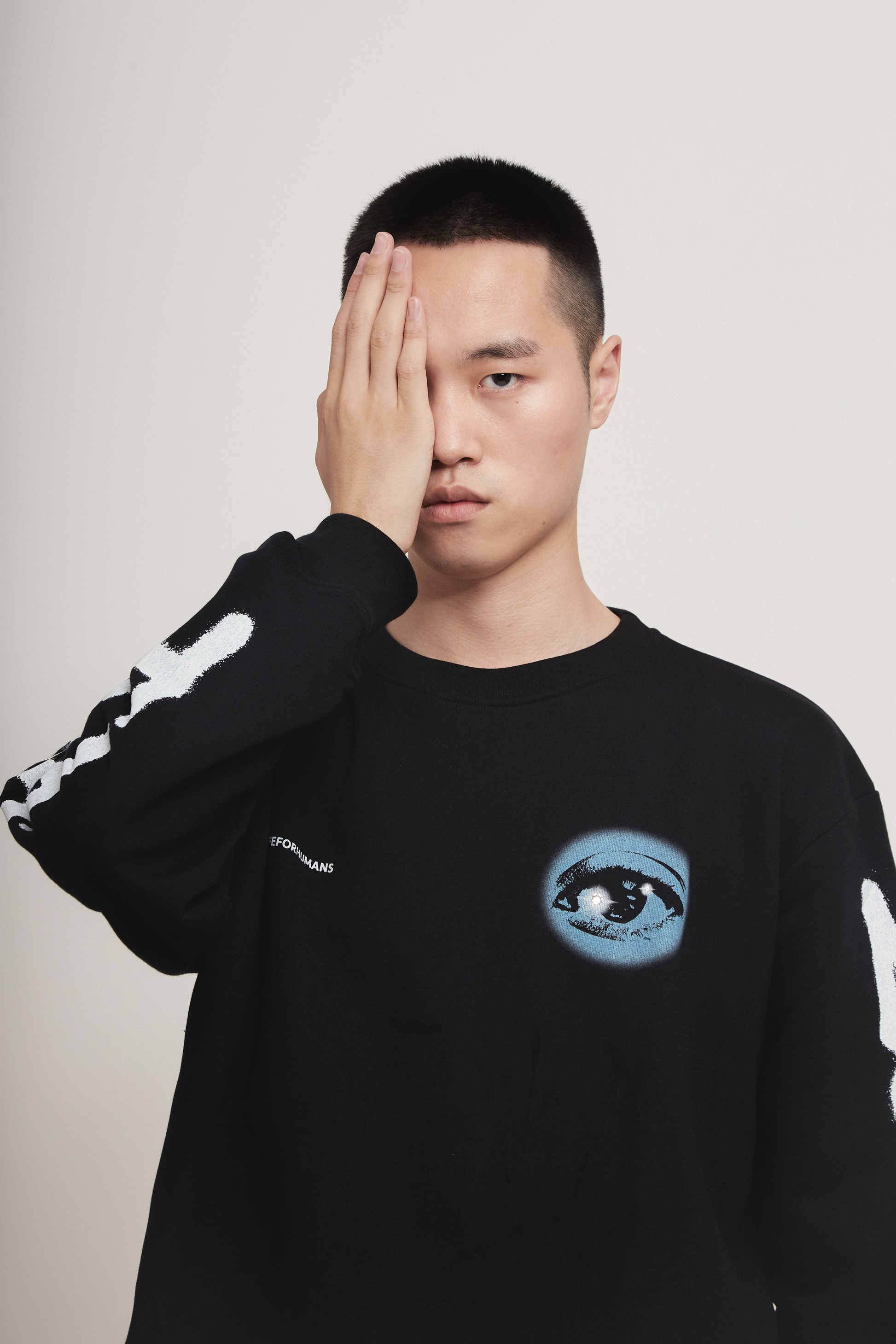 Rebel Label: intervista al designer emergente Matteo Carlotto per il suo brand sostenibile Not Safe For Humans