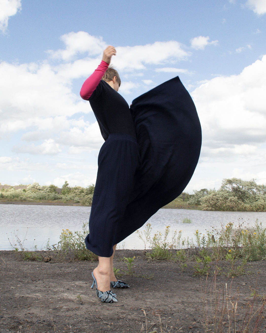 Isabelle Wenzel fotografia autoritratti surreali Malone Souliers 2021 A/W 21