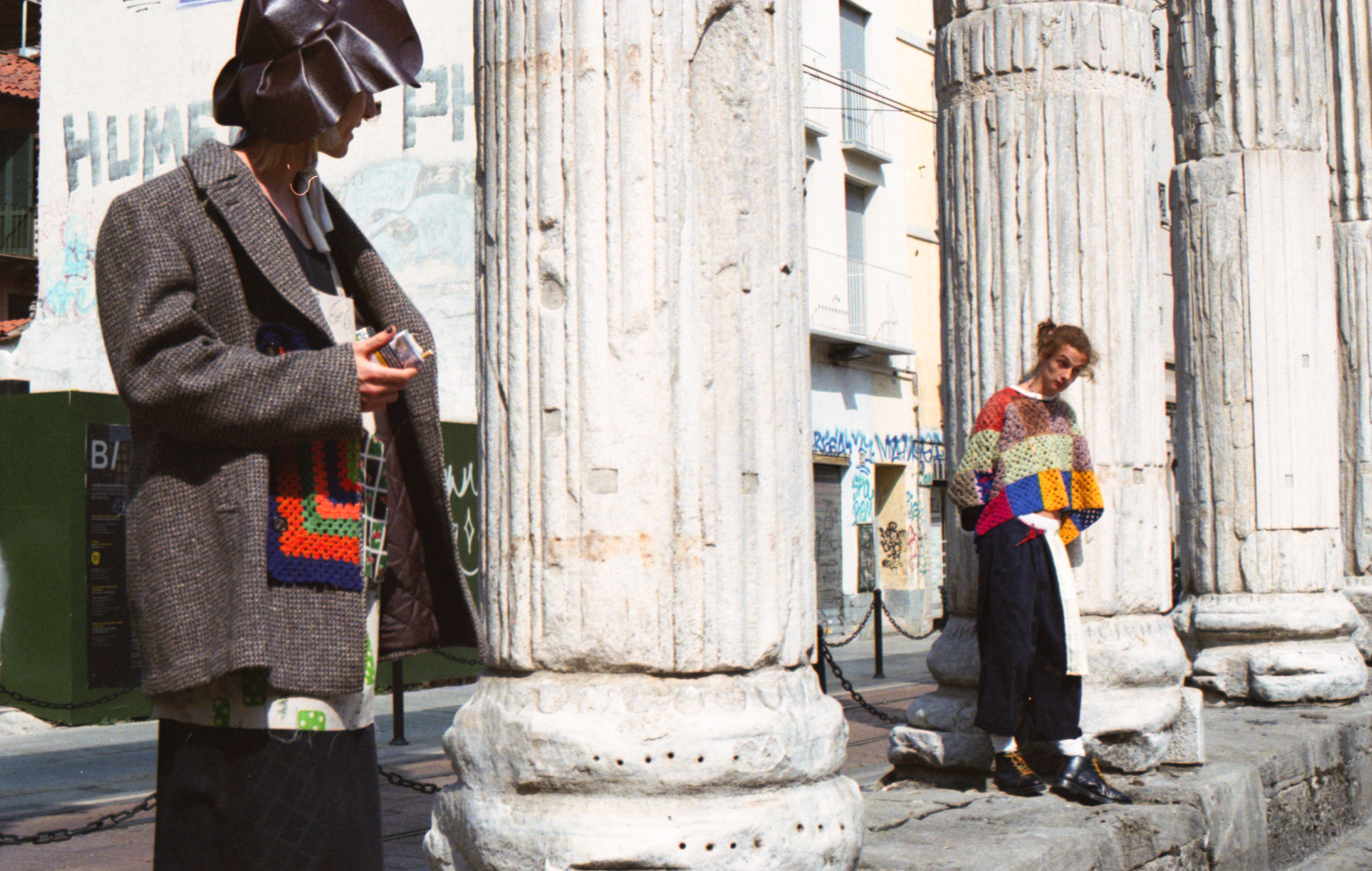 simon cracker capsule collection colonne milano