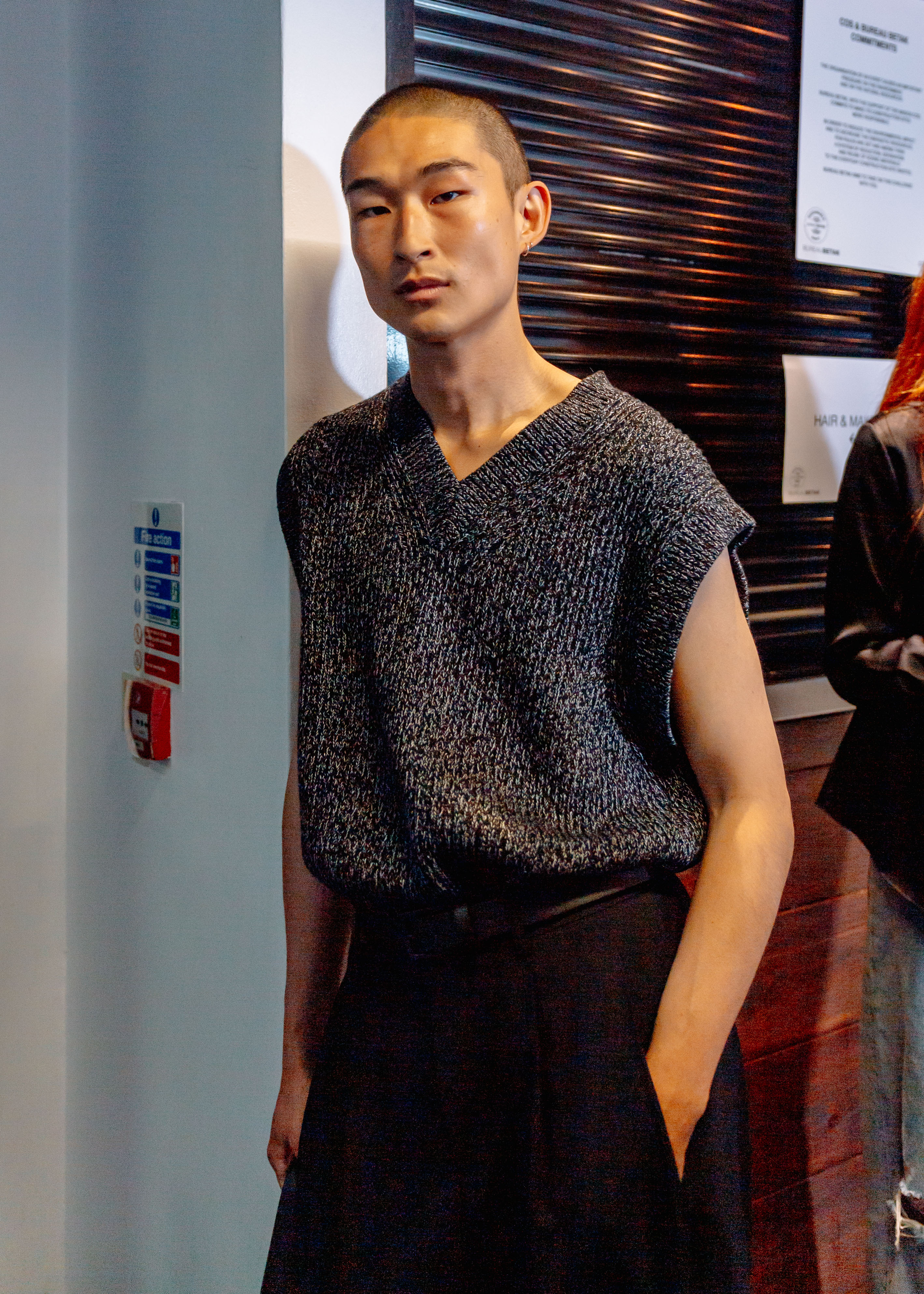 backstage sfilata cos F/W 21 london fashion week