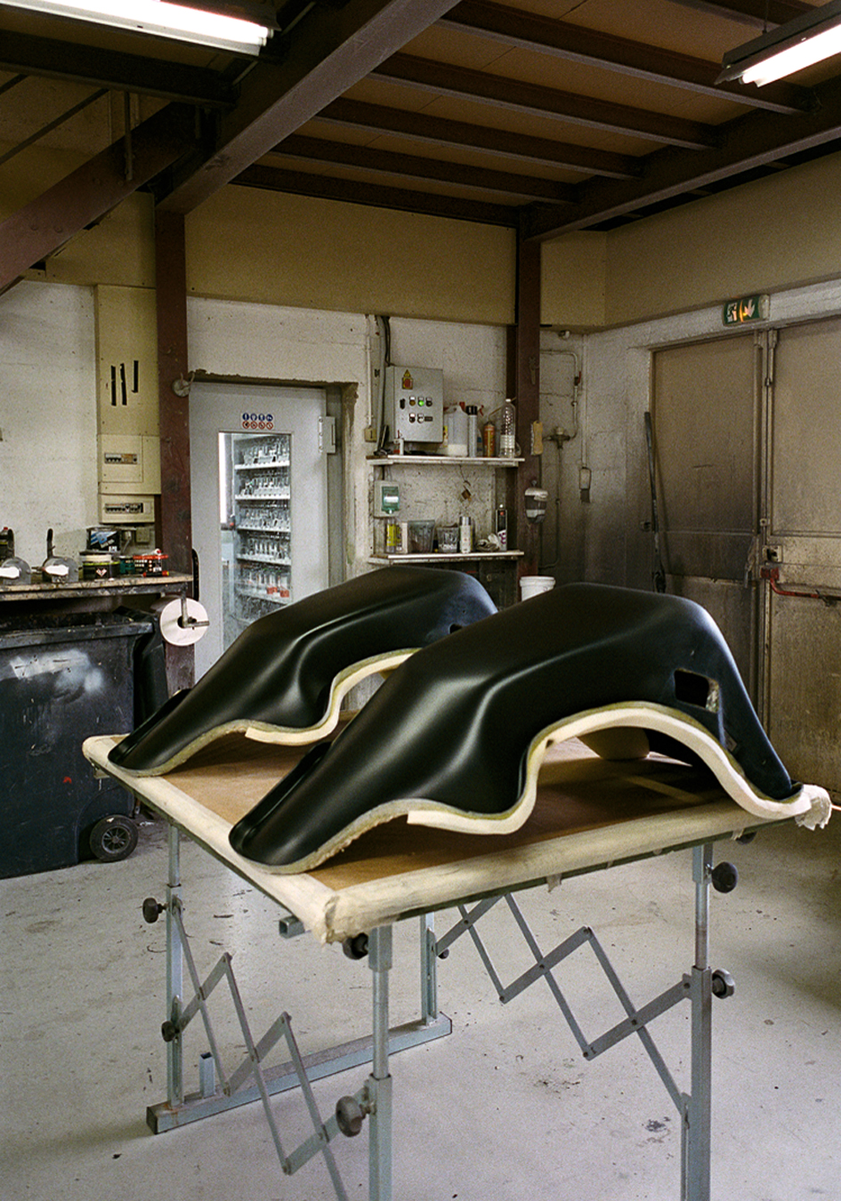 Porsche & L'art de l'automobile - Assembly Photo - 6.jpg