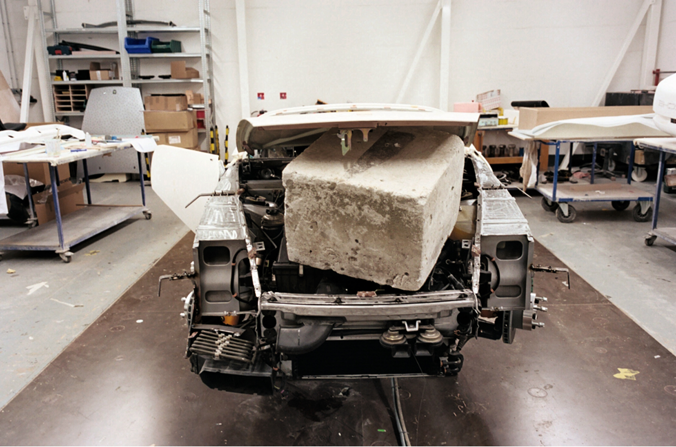 Porsche & L'art de l'automobile - Assembly Photo - 13.jpg