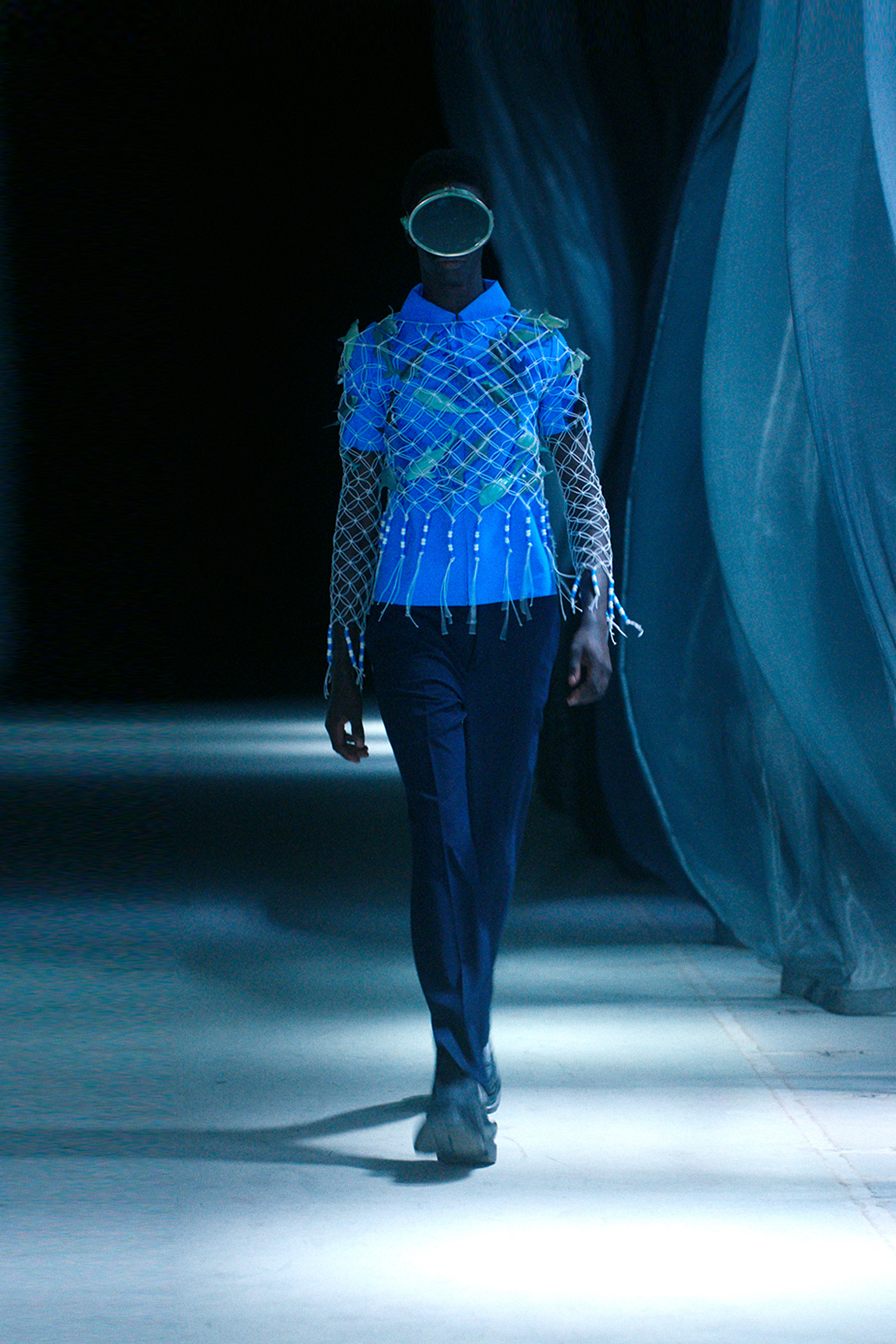 VOGUE_RUNWAY_BOTTER_17.jpg