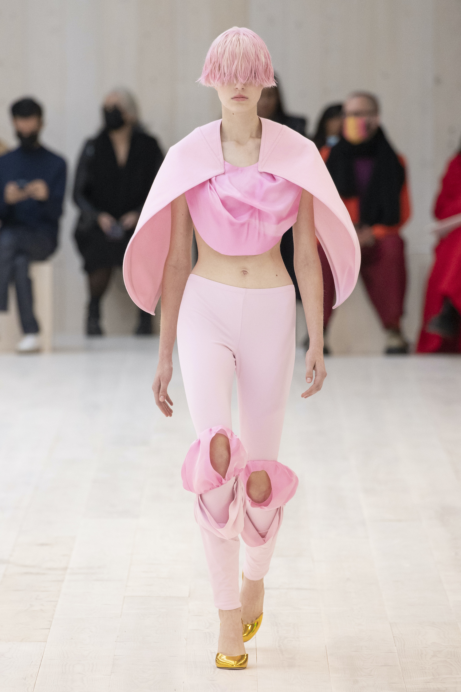 LOEWE Women_s Spring Summer 2022 Look 18.jpg