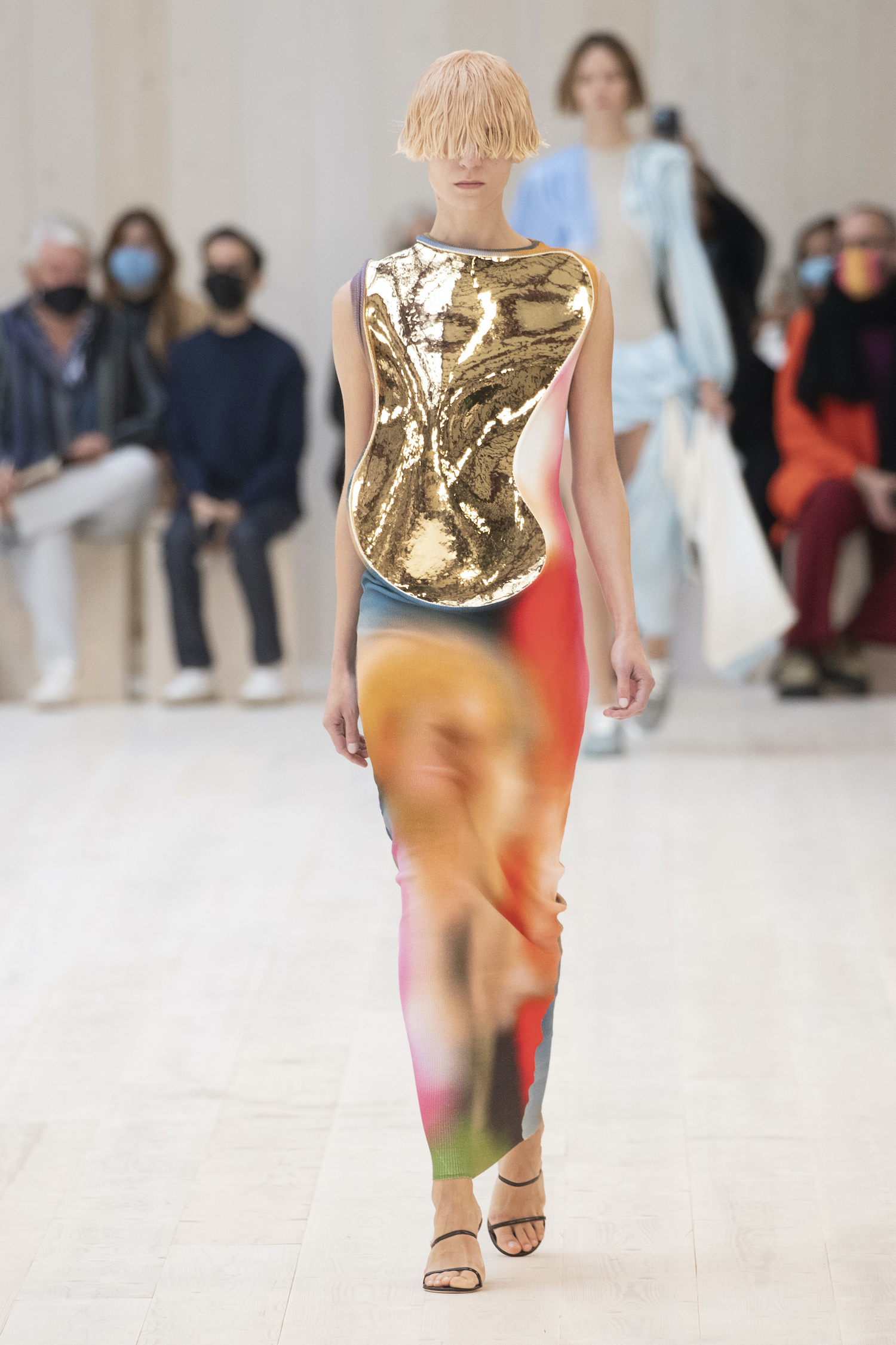 LOEWE Women_s Spring Summer 2022 Look 11.jpg