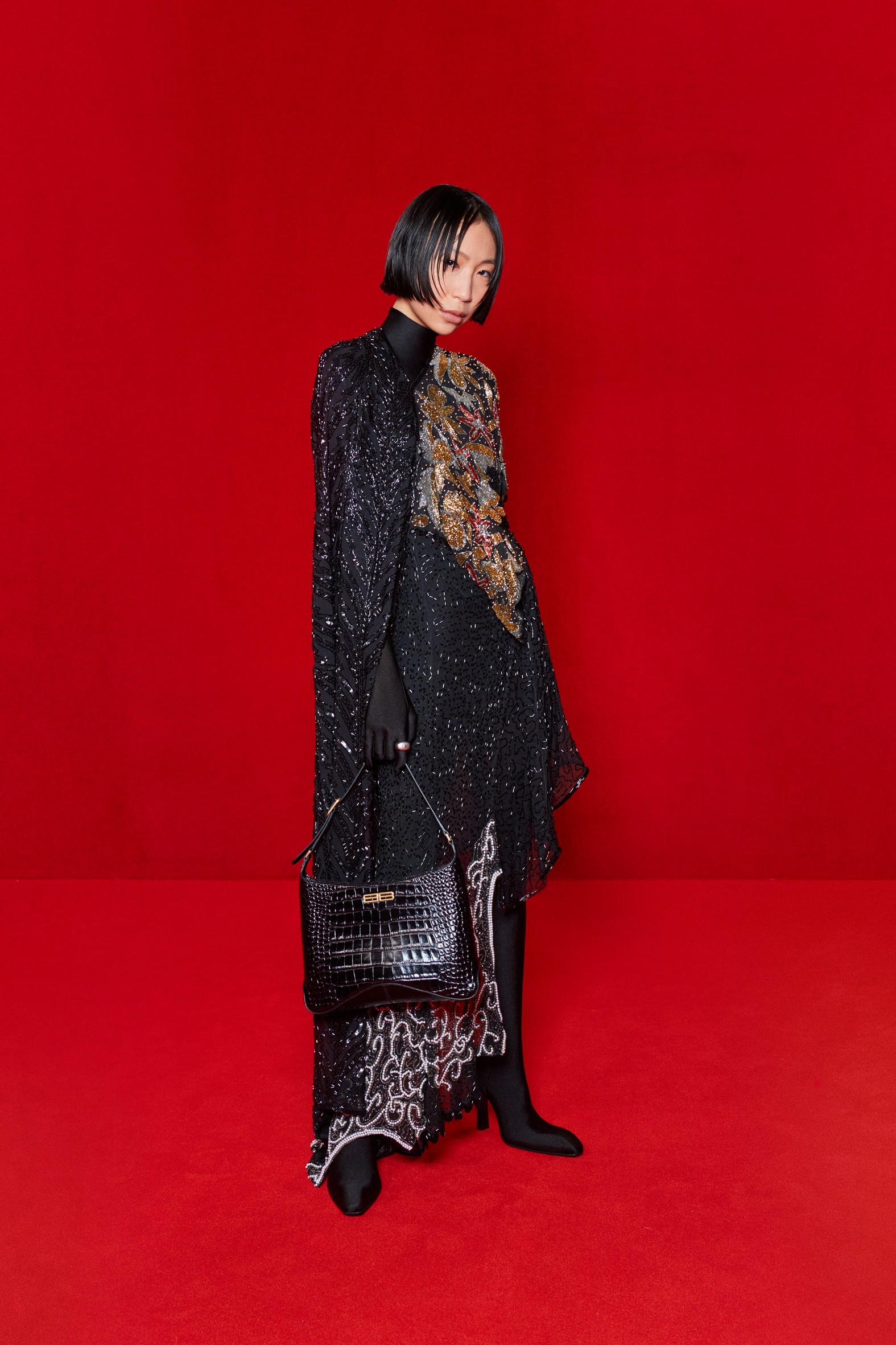 1633287361821-balenciagasummer22look55.jpeg