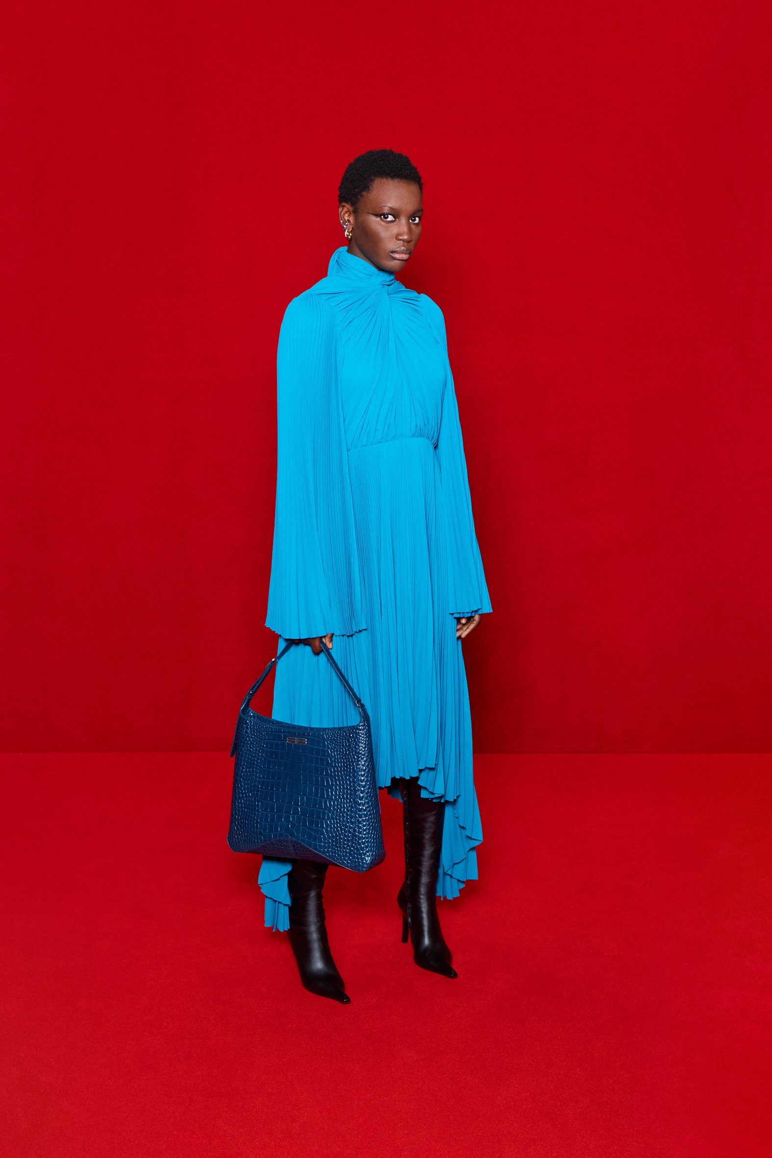 1633287246120-balenciagasummer22look32.jpeg