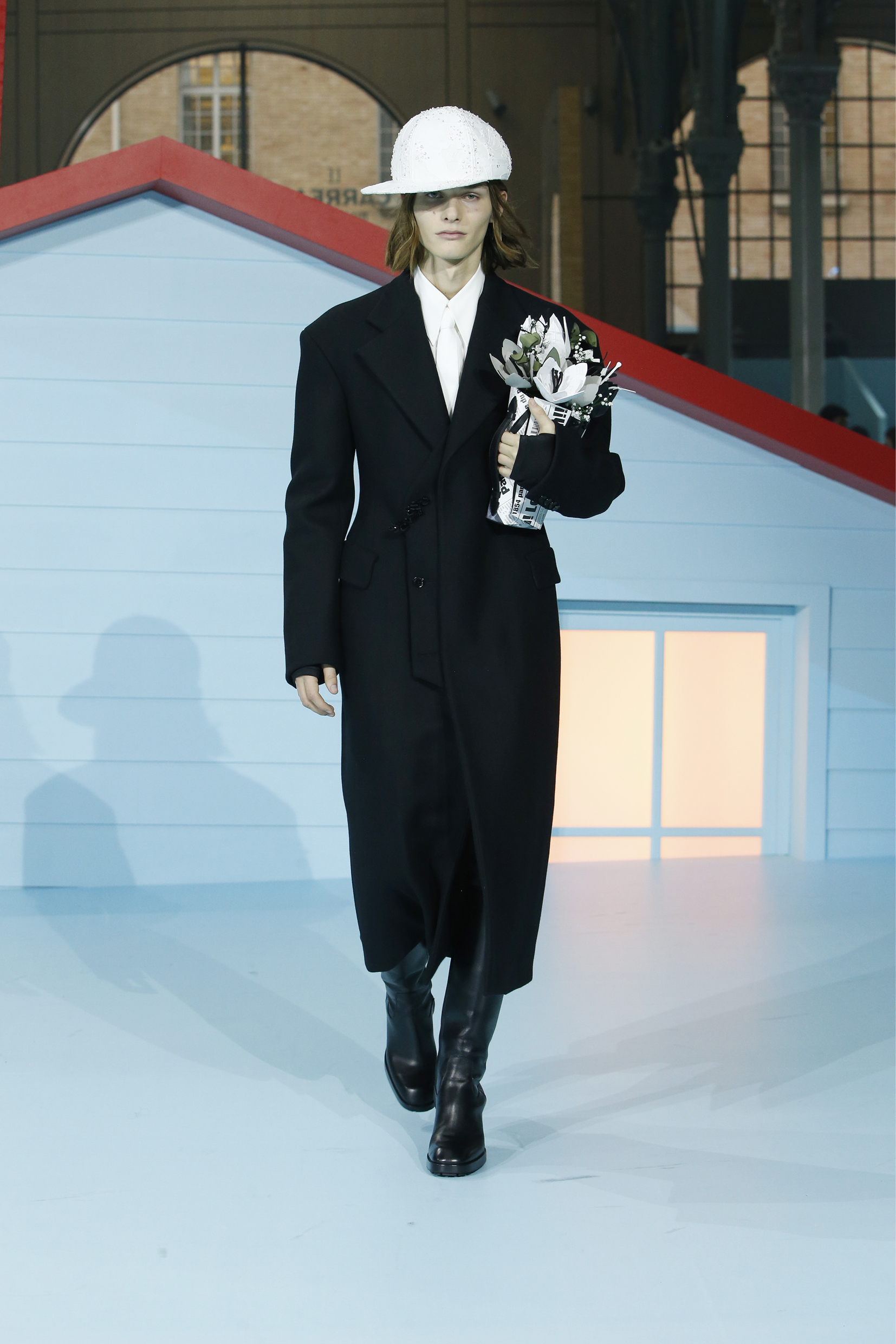 Il viaggiatore, l'artista, il vagabondo: Louis Vuitton riscrive le regole  dell'abbigliamento da uomo