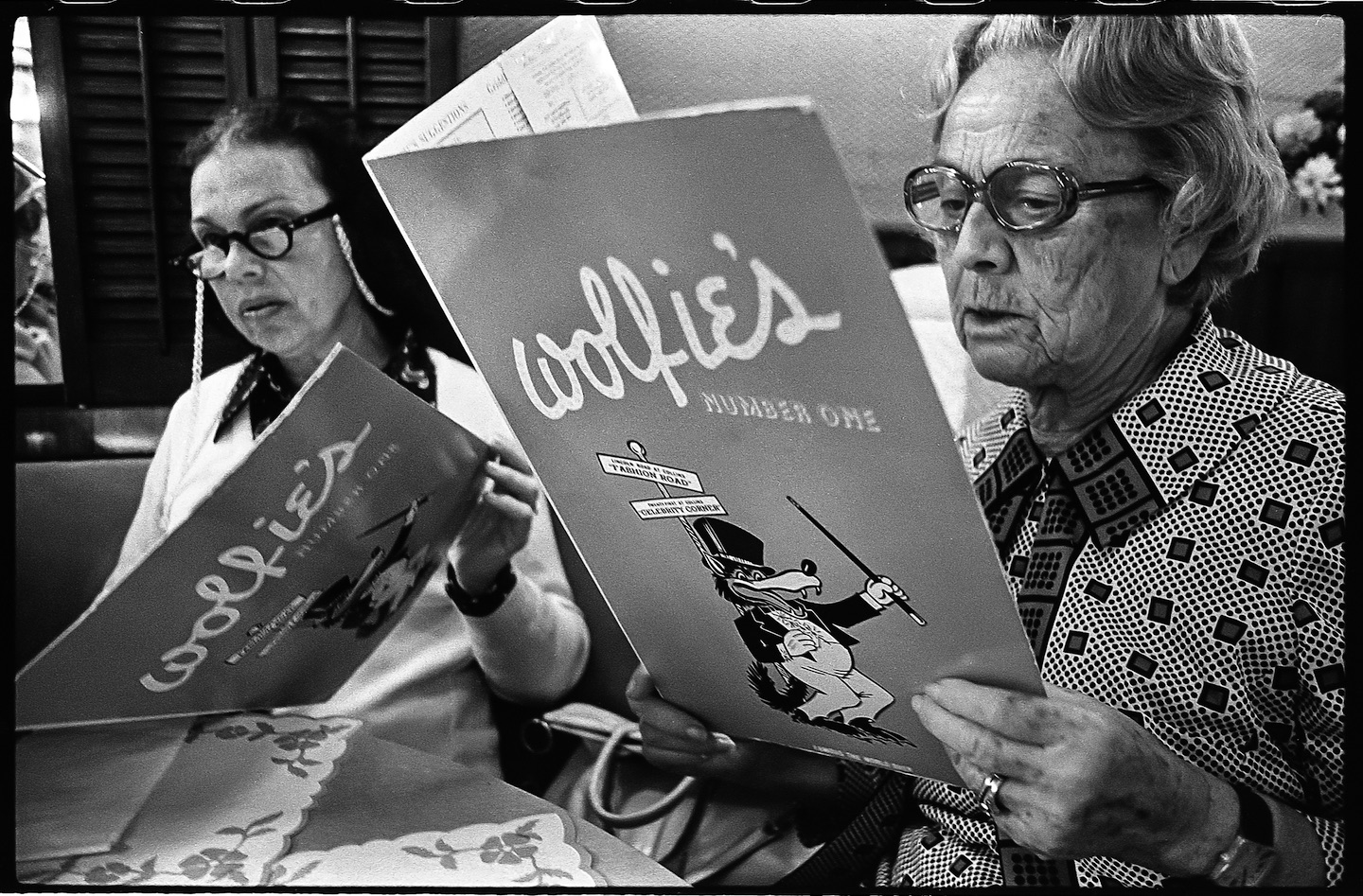 MB-176_WolfiesMenus-1_MiamiBeach1974_R008N38_GODLIS.jpg