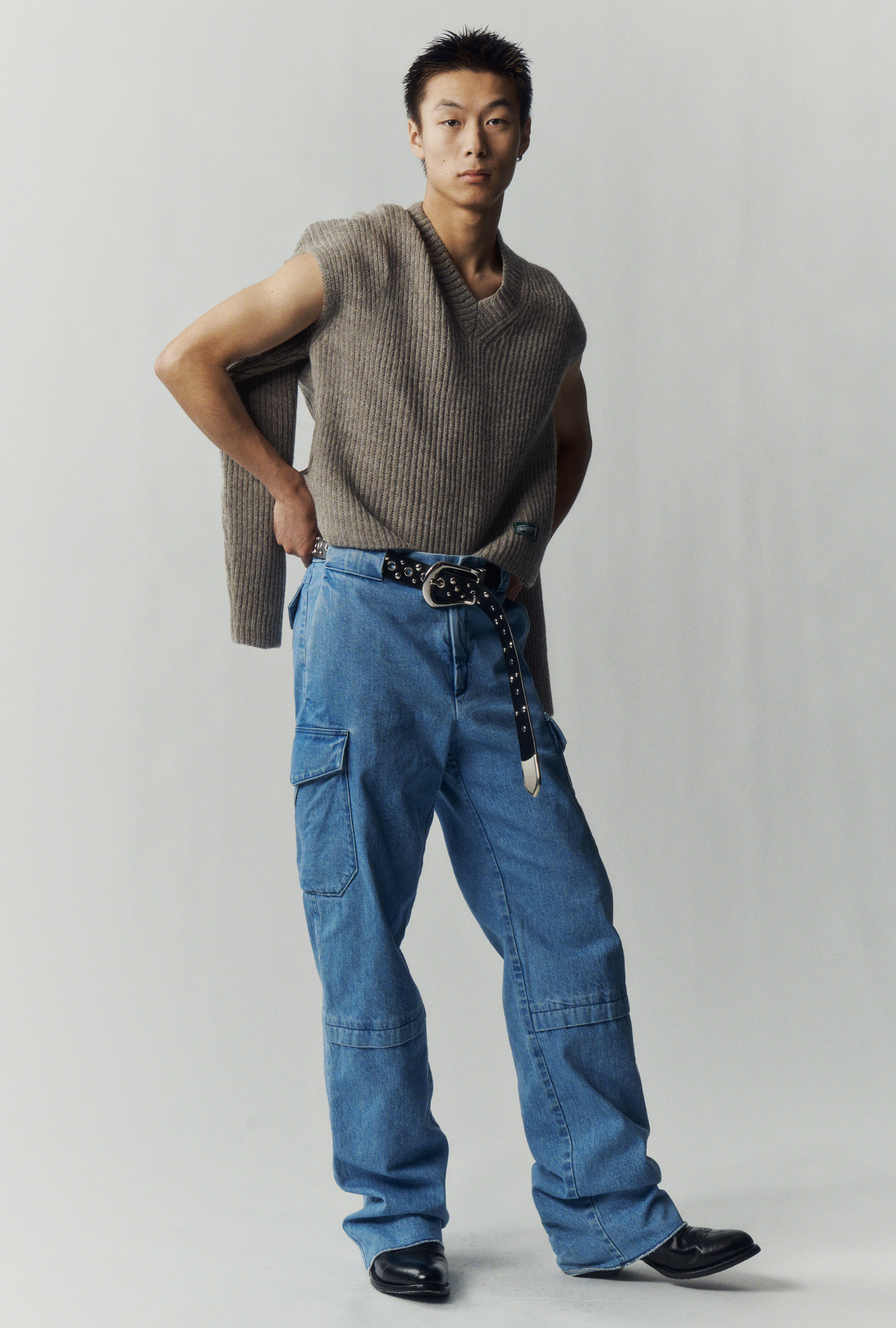Commission AW22 lookbook