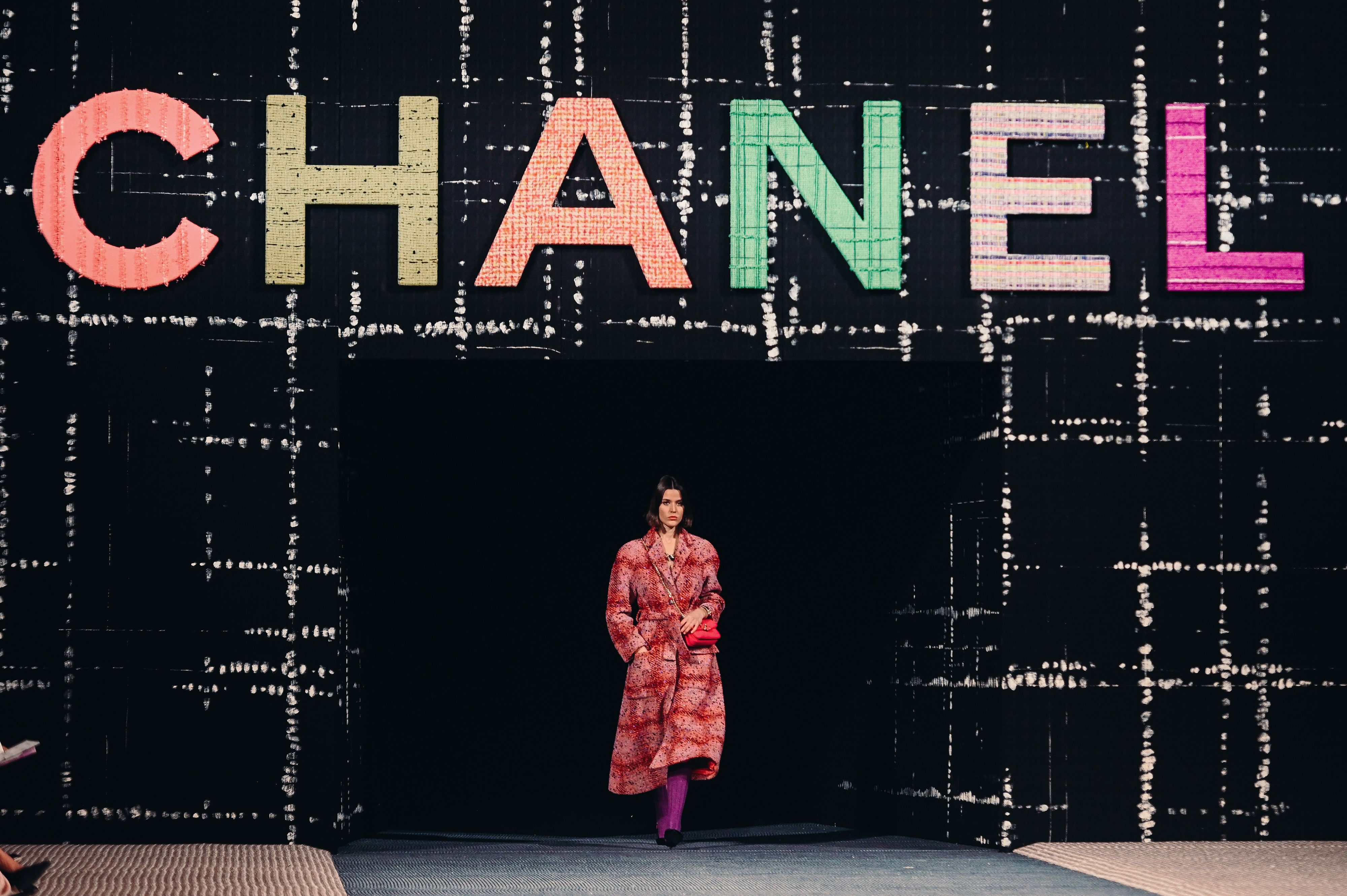 07_FW_2022-23_RTW_collection_First_look_copyright_CHANEL.jpg