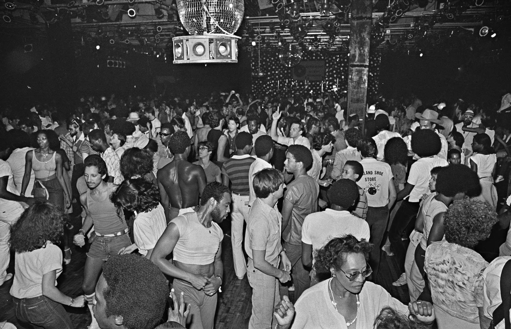 New York Disco In 1979: Stunning Photographs Of The Last Days Of Disco ...