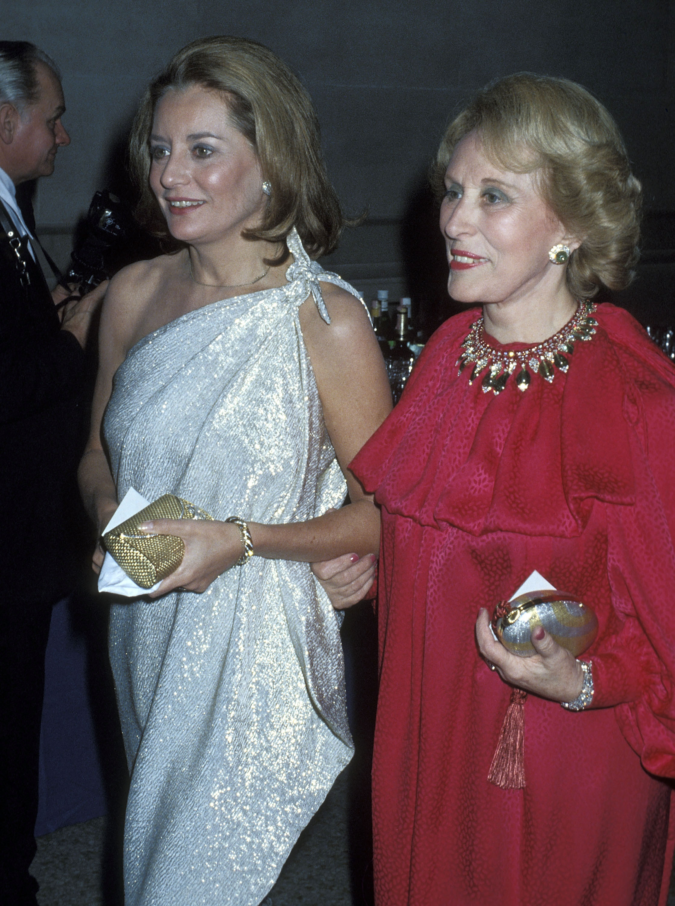 Barbra Walters and Estée Lauder at the met gala 1977