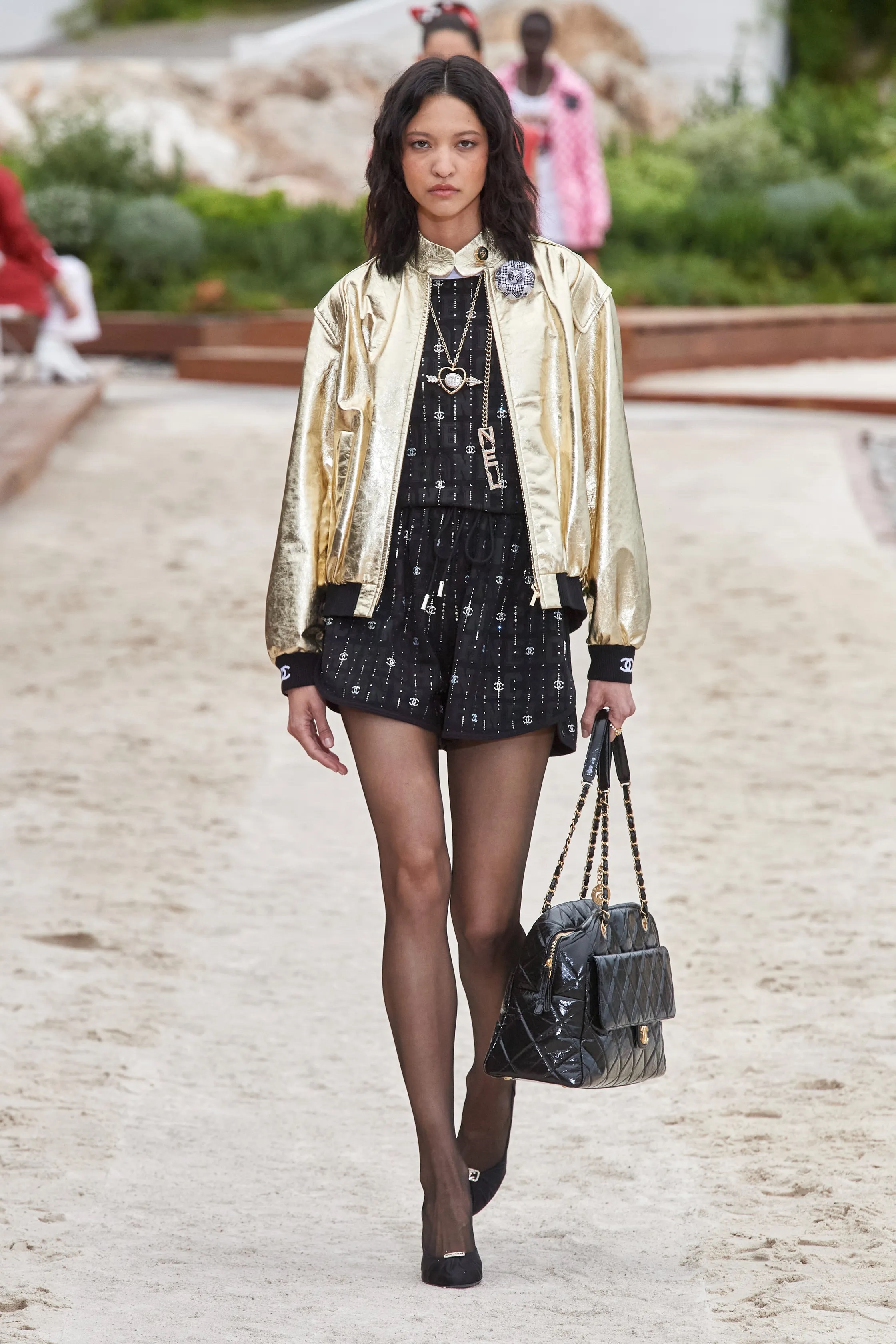 Discover 84+ chanel cruise 2023 bags - in.duhocakina