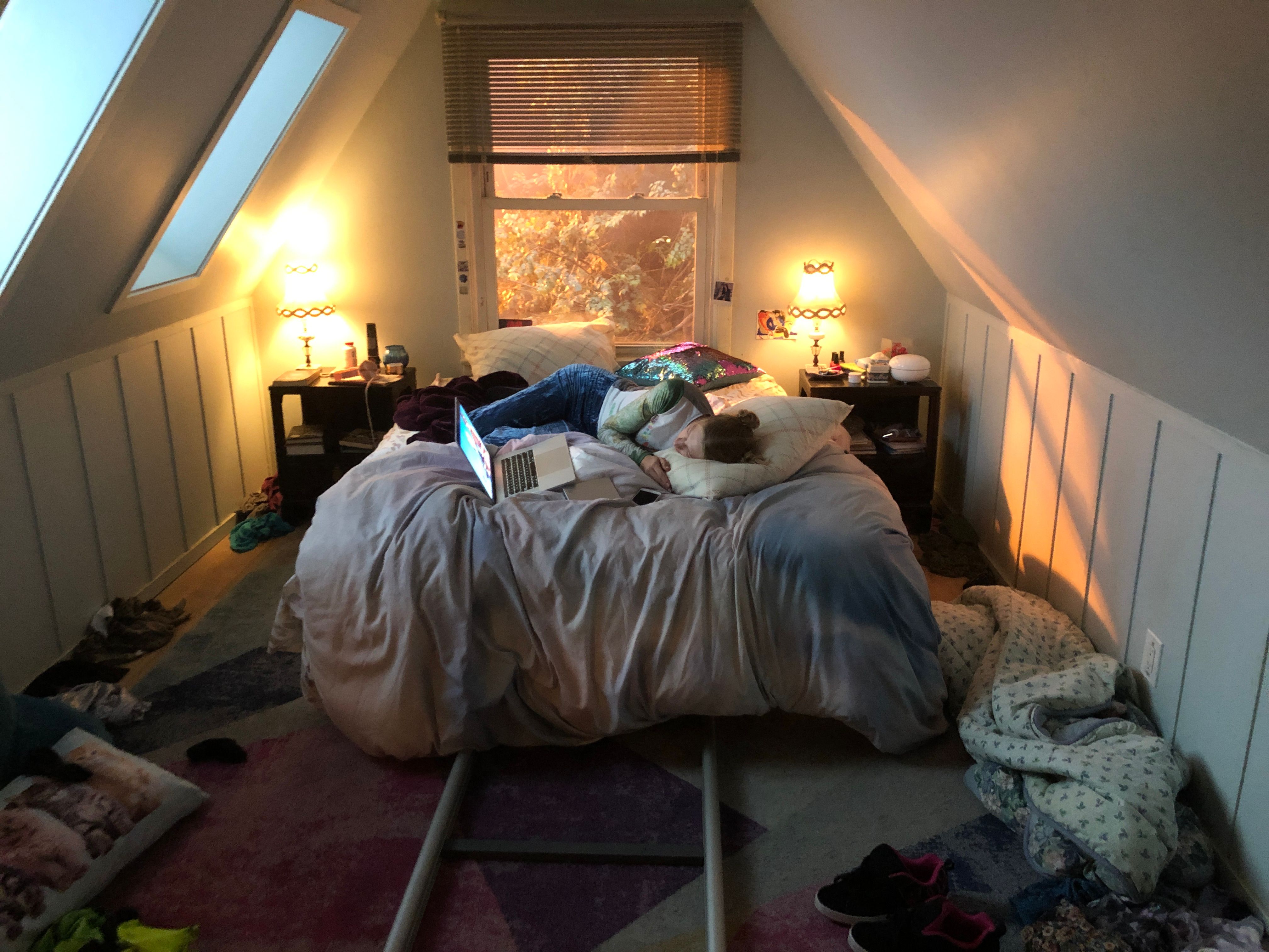 jules bedroom in euphoria hbo 