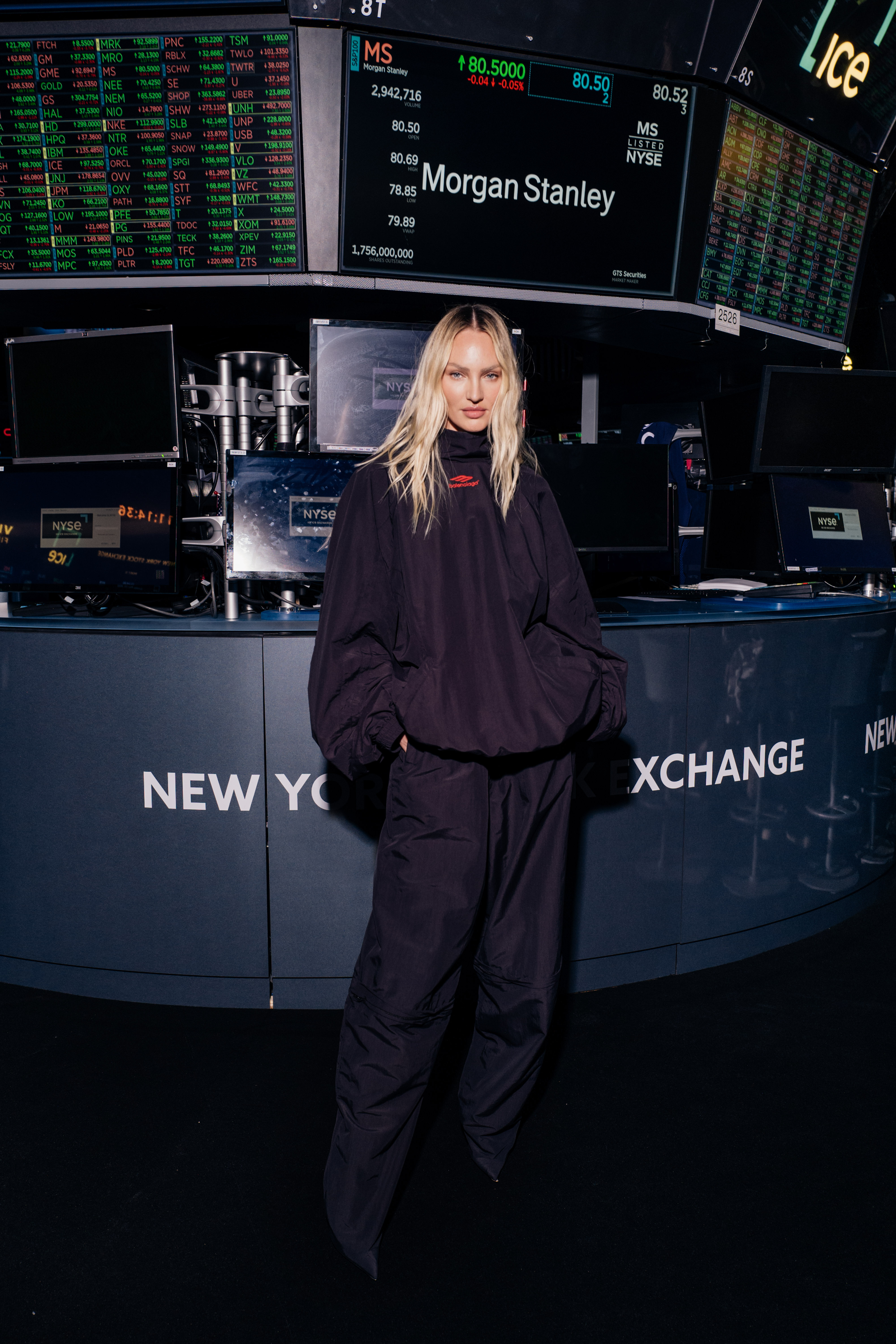 18 BALENCIAGA SPRING 23 NYC SHOW_CANDICE SWANEPOEL@GermanLarkin.JPG