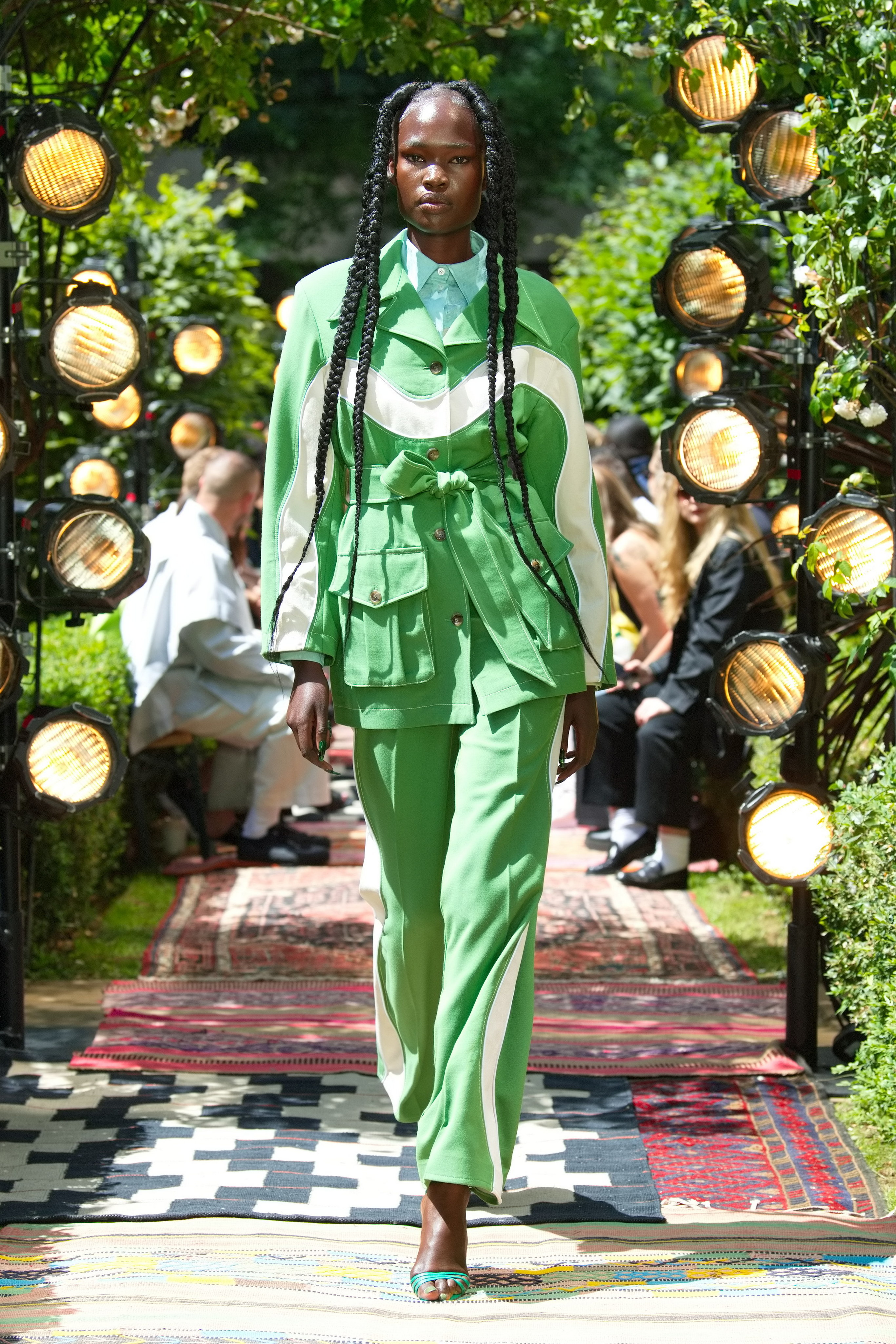 Héctor Bellerín on X: London Fashion Week Men's  📸@michaelatphotos #LFWM   / X