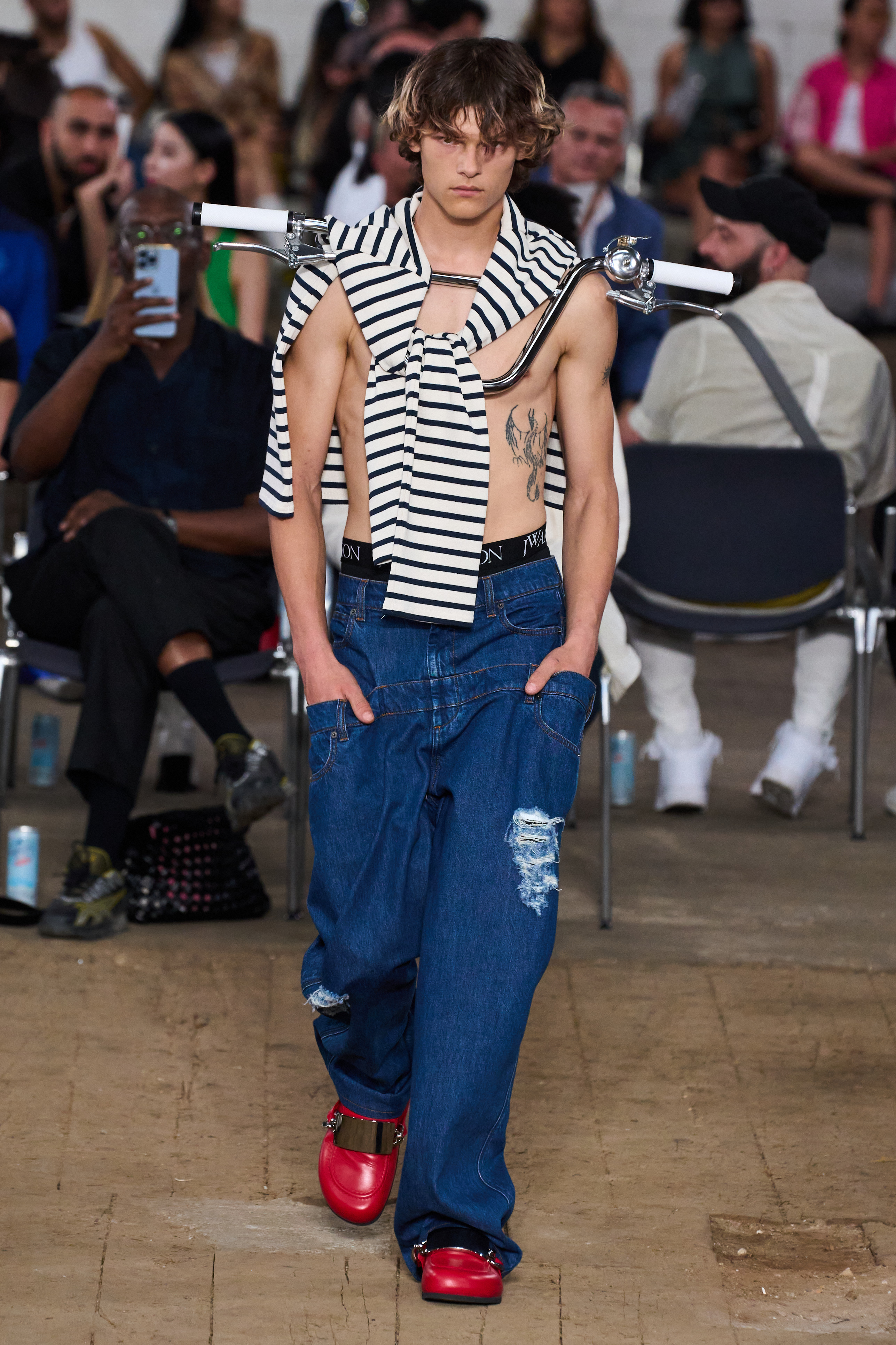 Runway Show: JW Anderson S/S 23 Menswear