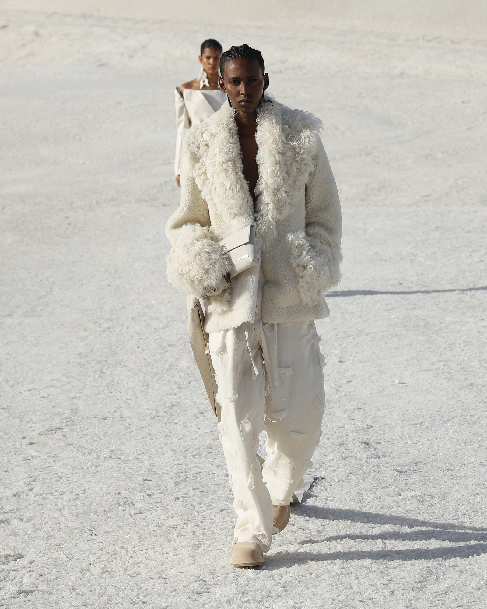 Jacquemus Summer 2023 Campaign Raphia Is Sun God Worthy — Anne of  Carversville
