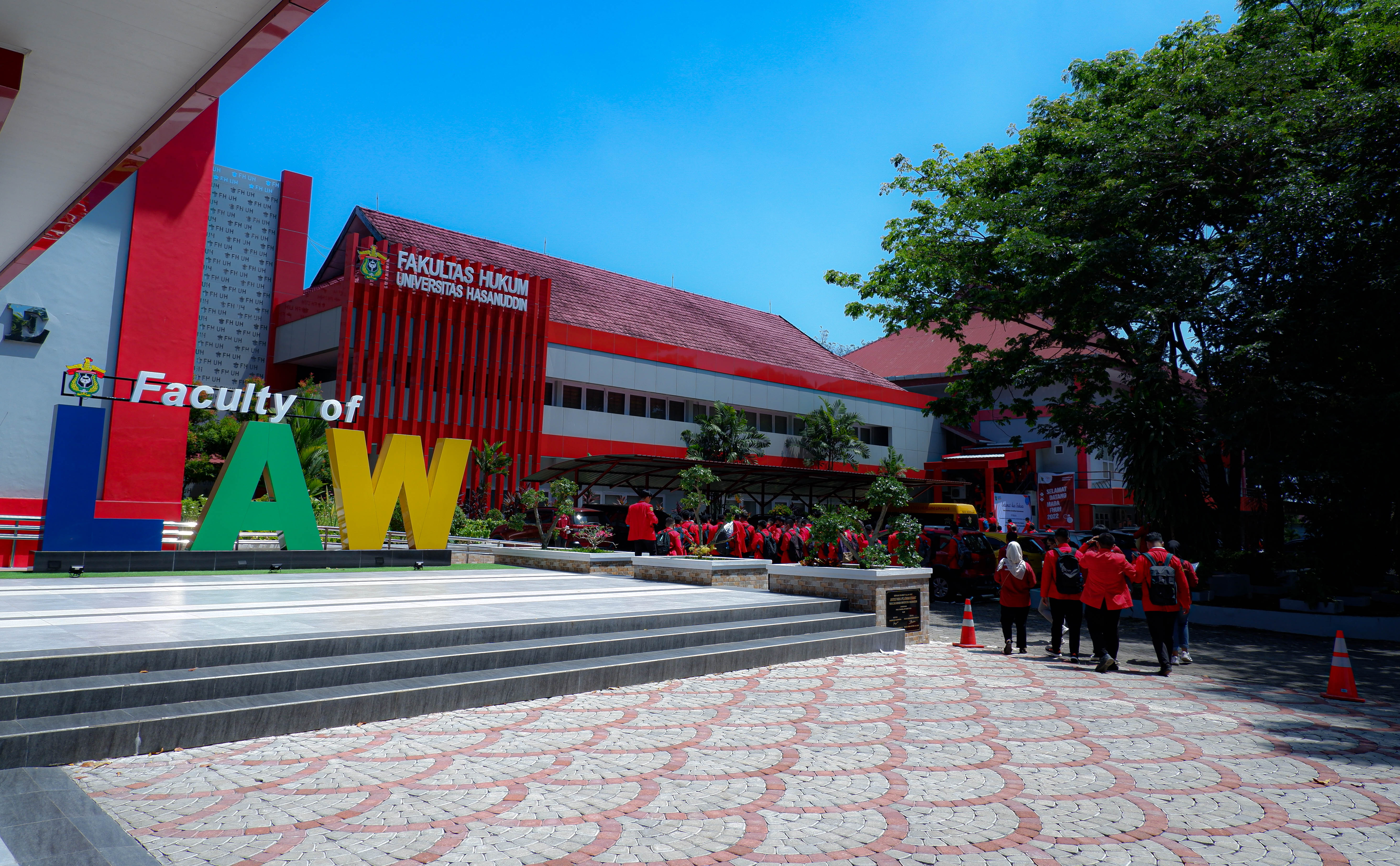 Fakultas Hukum Universitas Hasanuddin Makassar.jpg