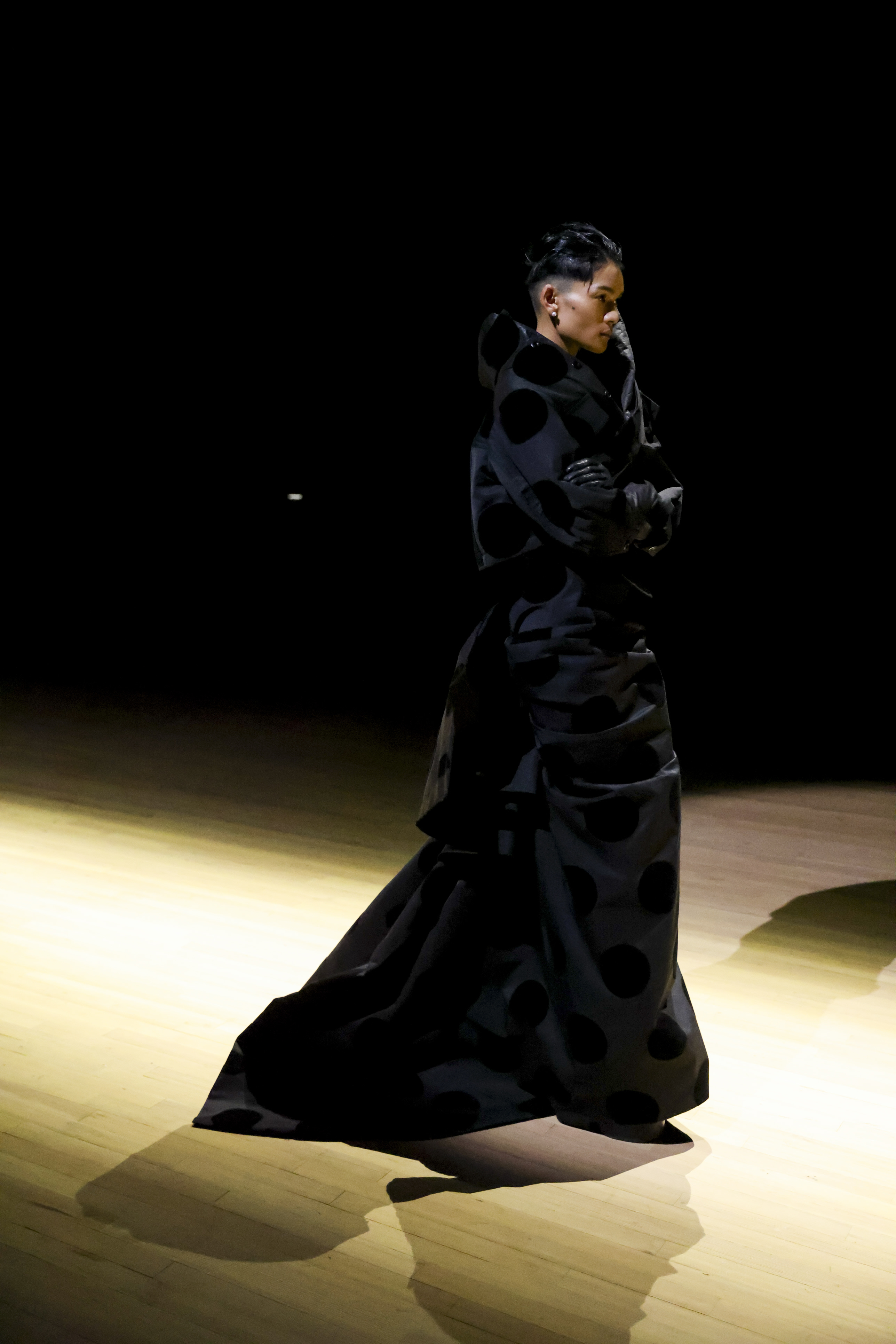 Marc Jacobs Fall 2023 Review: A Sky-High Tribute to Vivienne Westwood