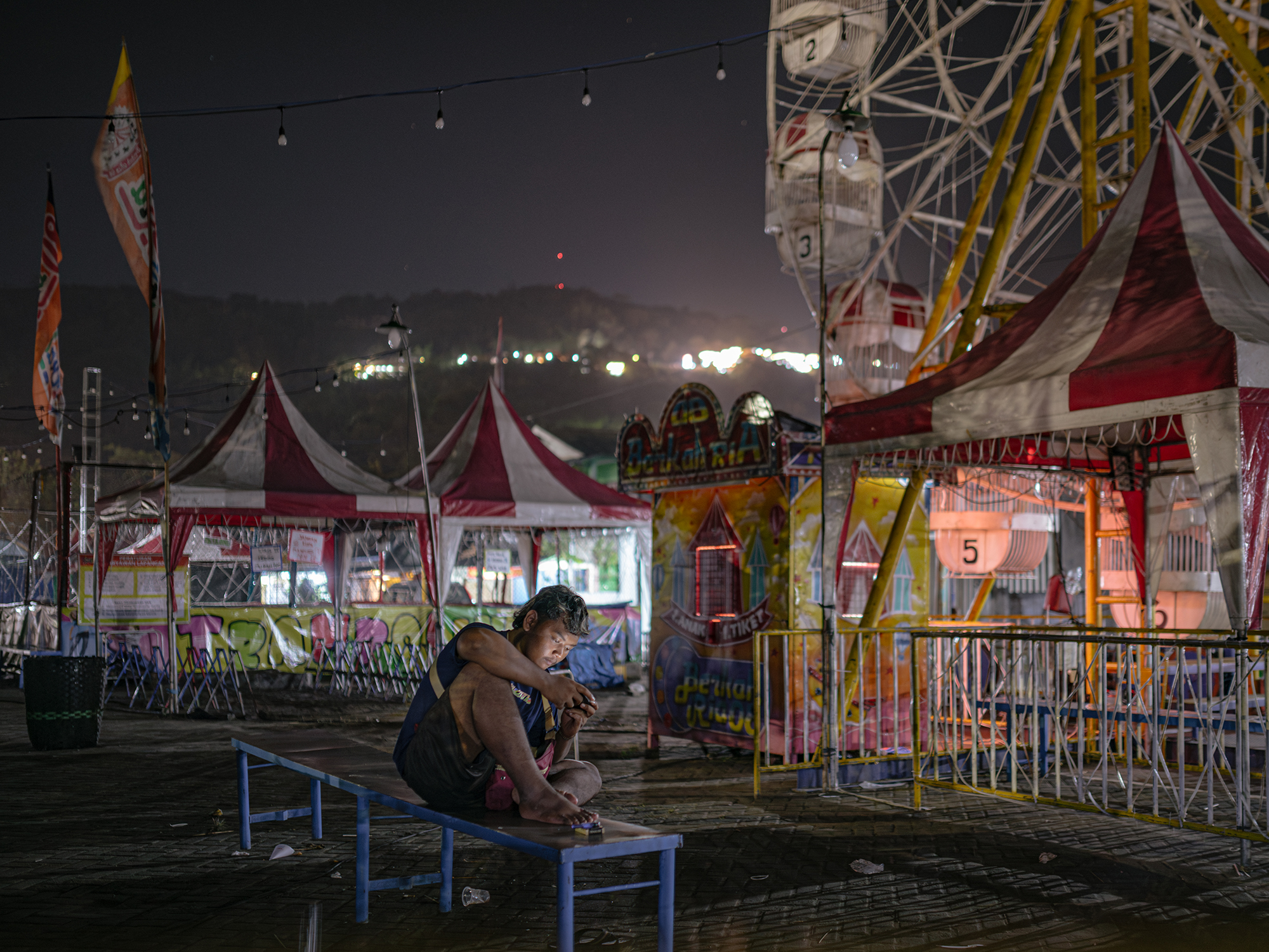 rasanya jadi pekerja pasar malam gen z anak muda 1