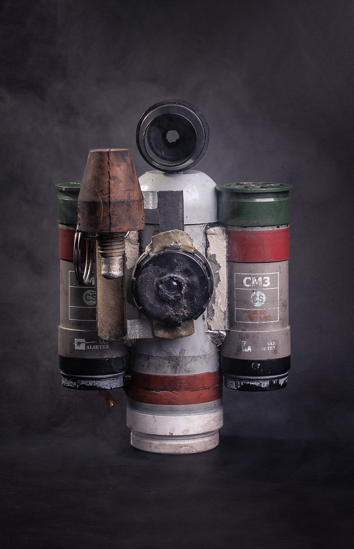 Kamera rakitan yang terbuat dari granat bekas