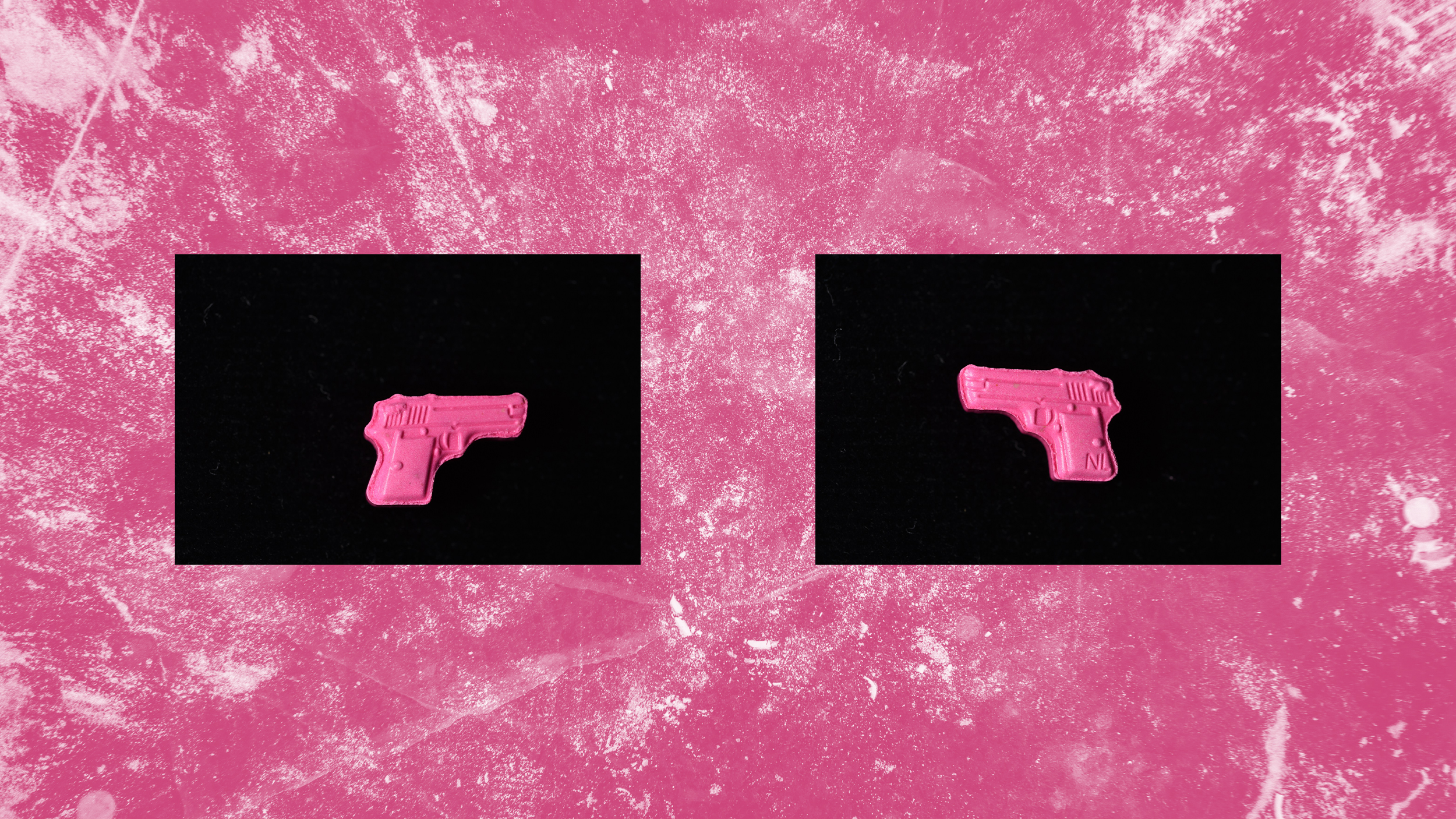 Eine Pille in Form einer Pistole auf pinken Hintergrund