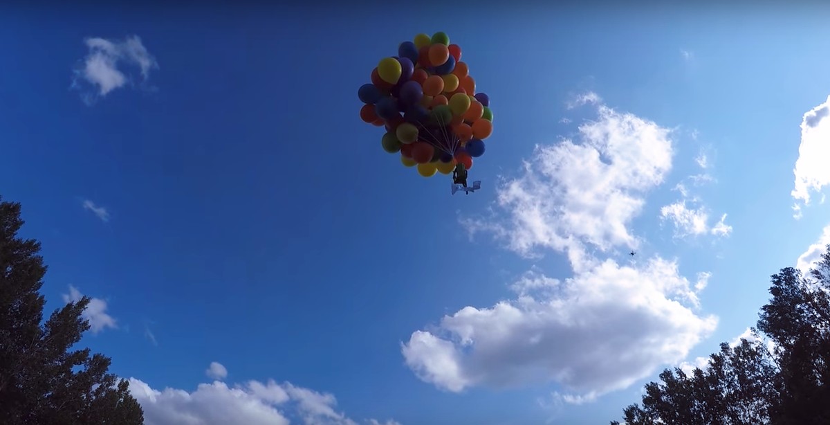 Calgary ‘Balloonatic’ Fined 25K for Flying With Balloons VICE