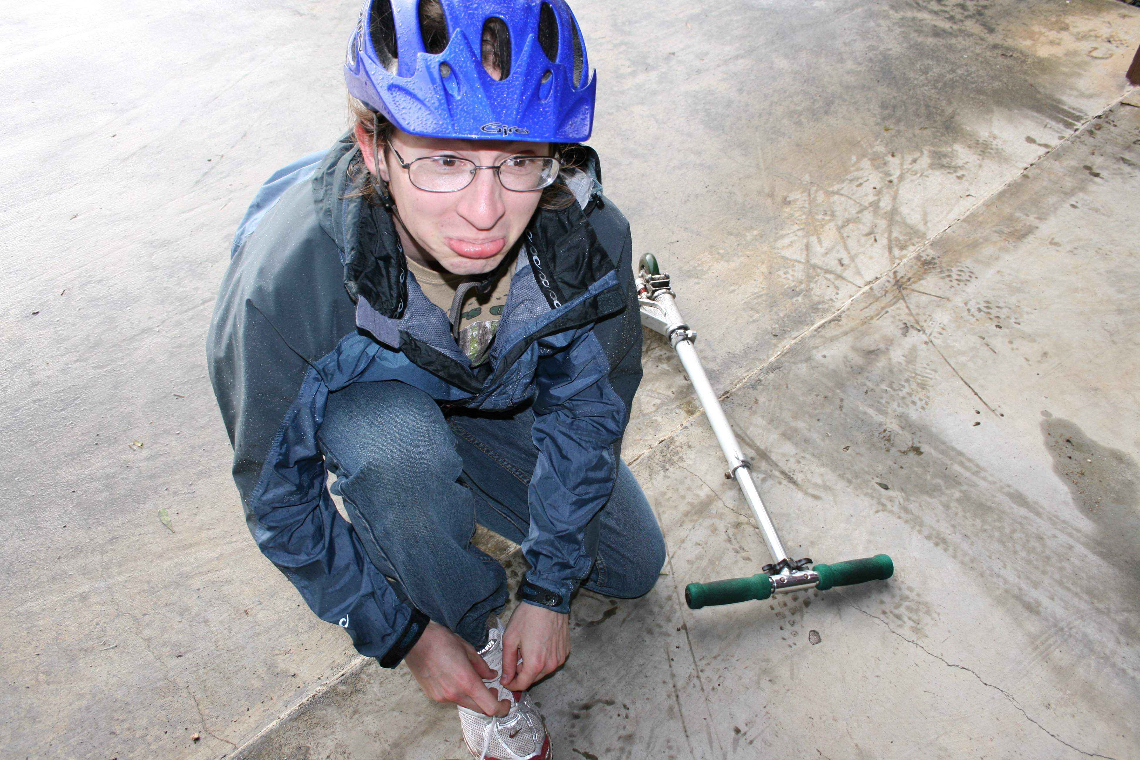 Scientists Have Solved Why Your Damn Shoelaces Are Always Coming Undone