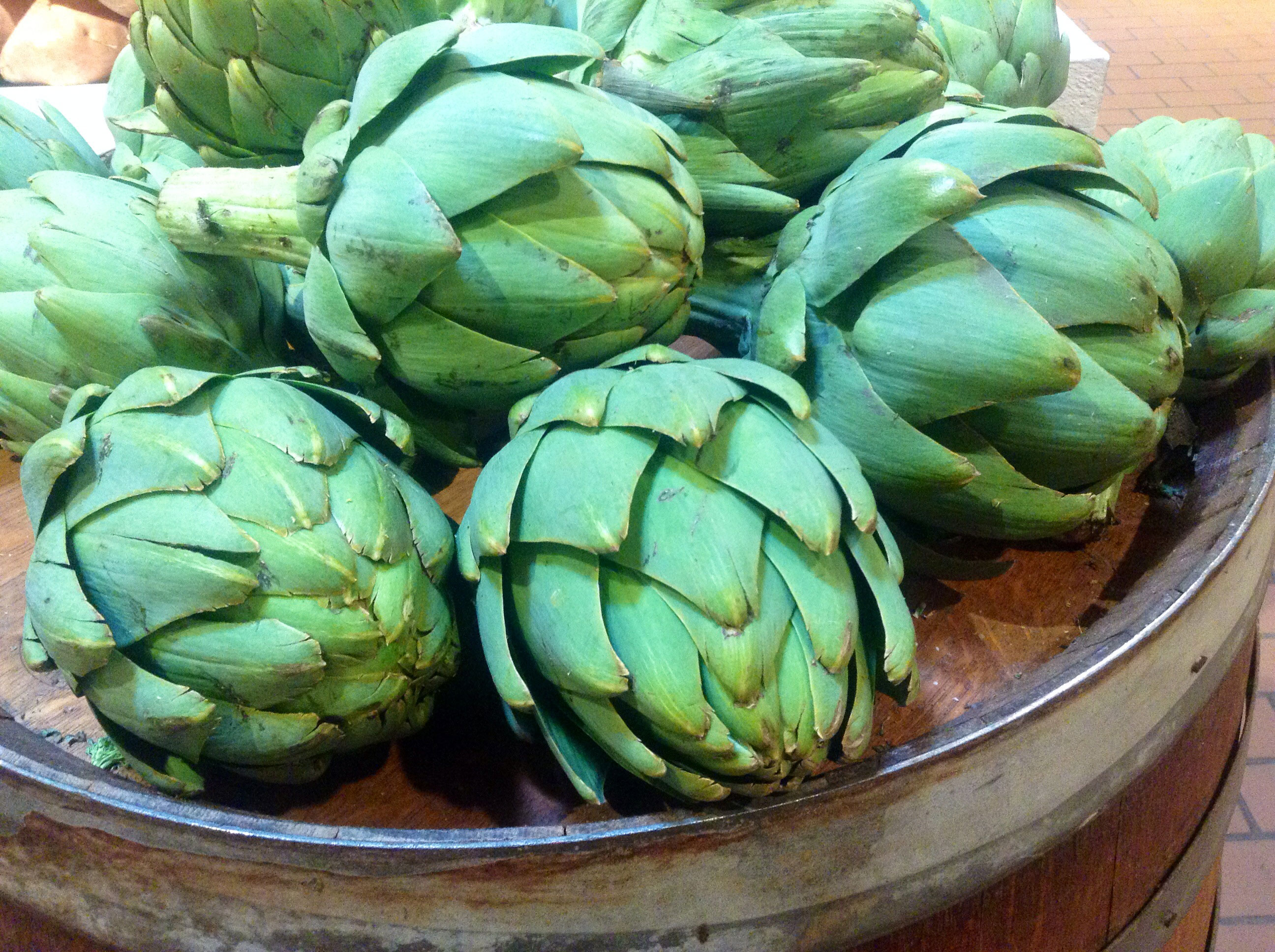 For Two Weeks Every Year, This Restaurant Only Serves Artichokes