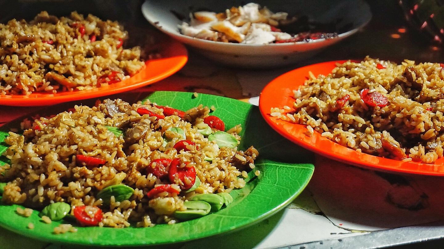 Persiba Melarang Pemainnya Makan Nasi Goreng, Apakah Masakan Ini Berbahaya?