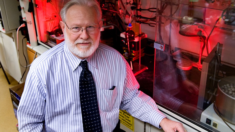 Photo of David E. Nichols, one of the most prevalent and accomplished psychedelic researchers.