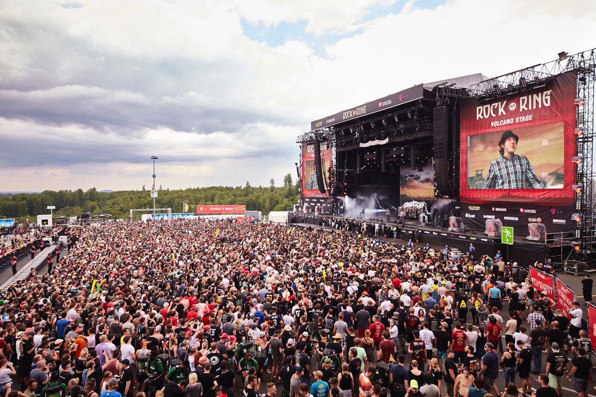 Germany S Rock Am Ring Festival Evacuated Over Suspected Terror Threat