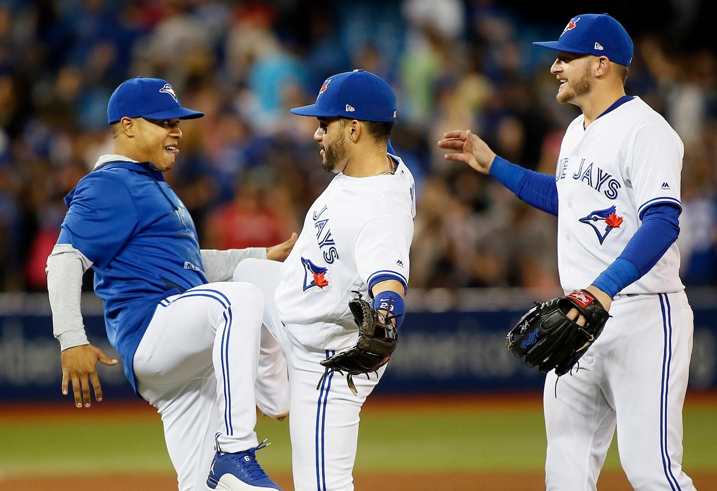 VIDEO: Marcus Stroman Surprises a Fan By Handing Over His Cleats