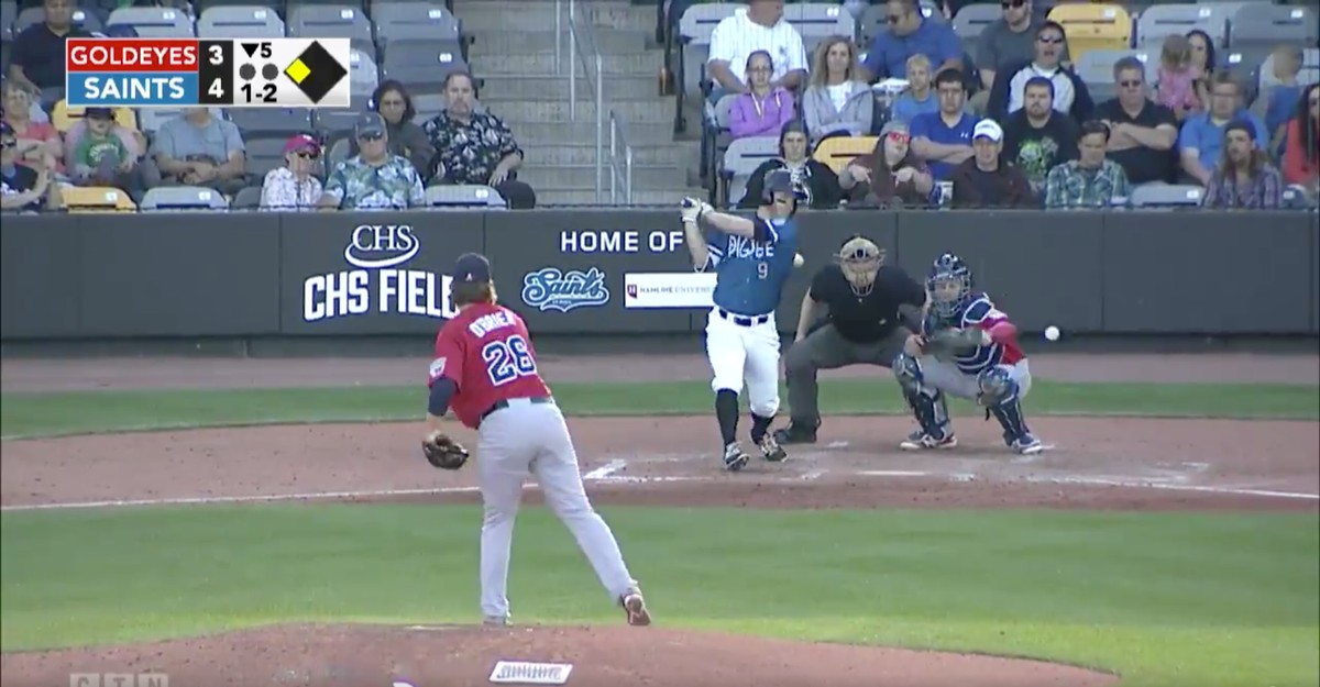 Indy League Catcher Makes Behindtheback Catch on Foul Tip VICE Sports