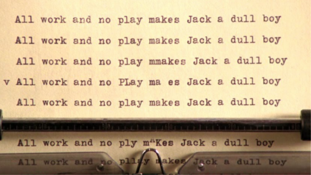 All work and no Play makes Jack a dull boy. Сияние что писал Джек на пишущей машинке. All work and no Play makes Jack a dull boy сияние. Текст на печатной машинке.