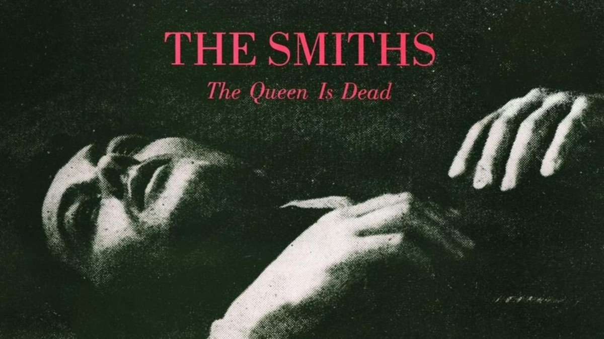 The smiths were having. The Smiths the Queen is Dead 1986. The Smiths обложки альбомов. The Smiths Queen is Dead Wallpapers.