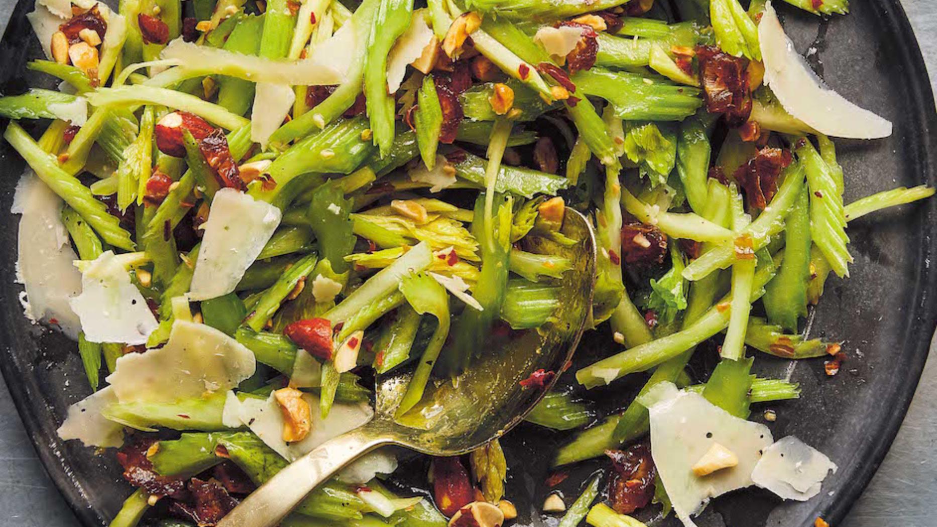 This Might Be the Easiest Salad On Earth