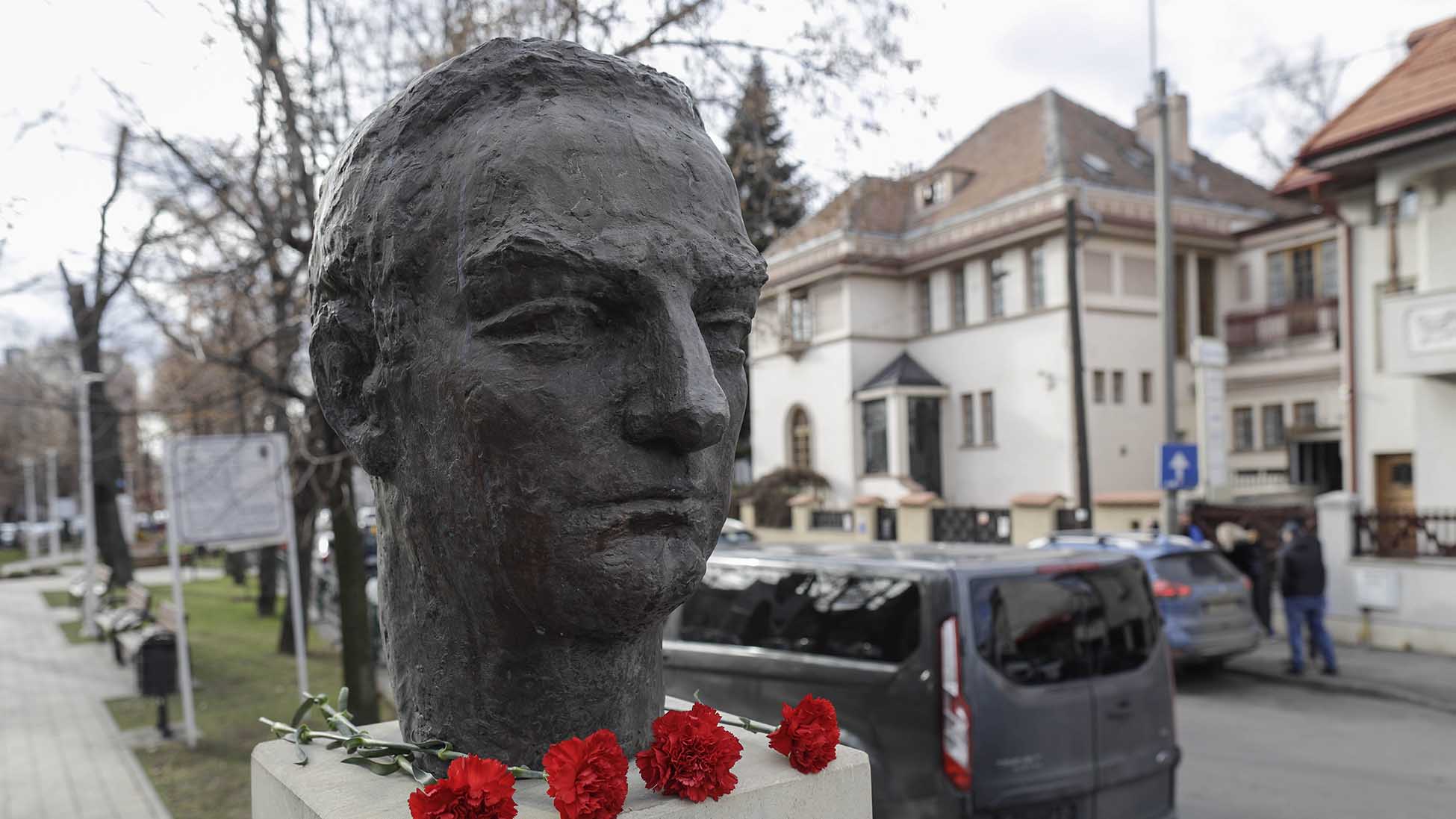 Cine a fost Mircea Vulcănescu, antisemitul crezut erou de prea mulți români