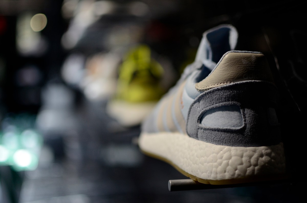 squat Overskæg Amorous Inside the Wild World of Sneaker-Buying Bots