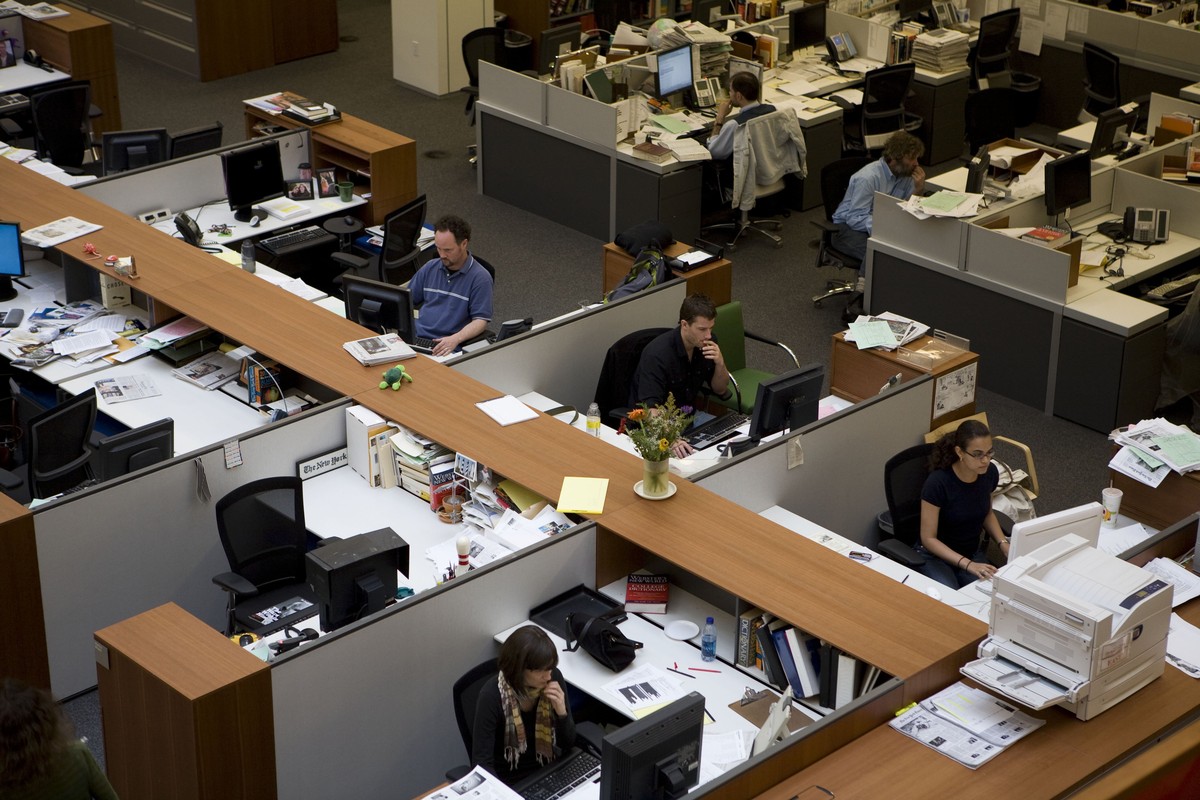 When Being a Journalist Is Terrible for Your Mental Health Tonic