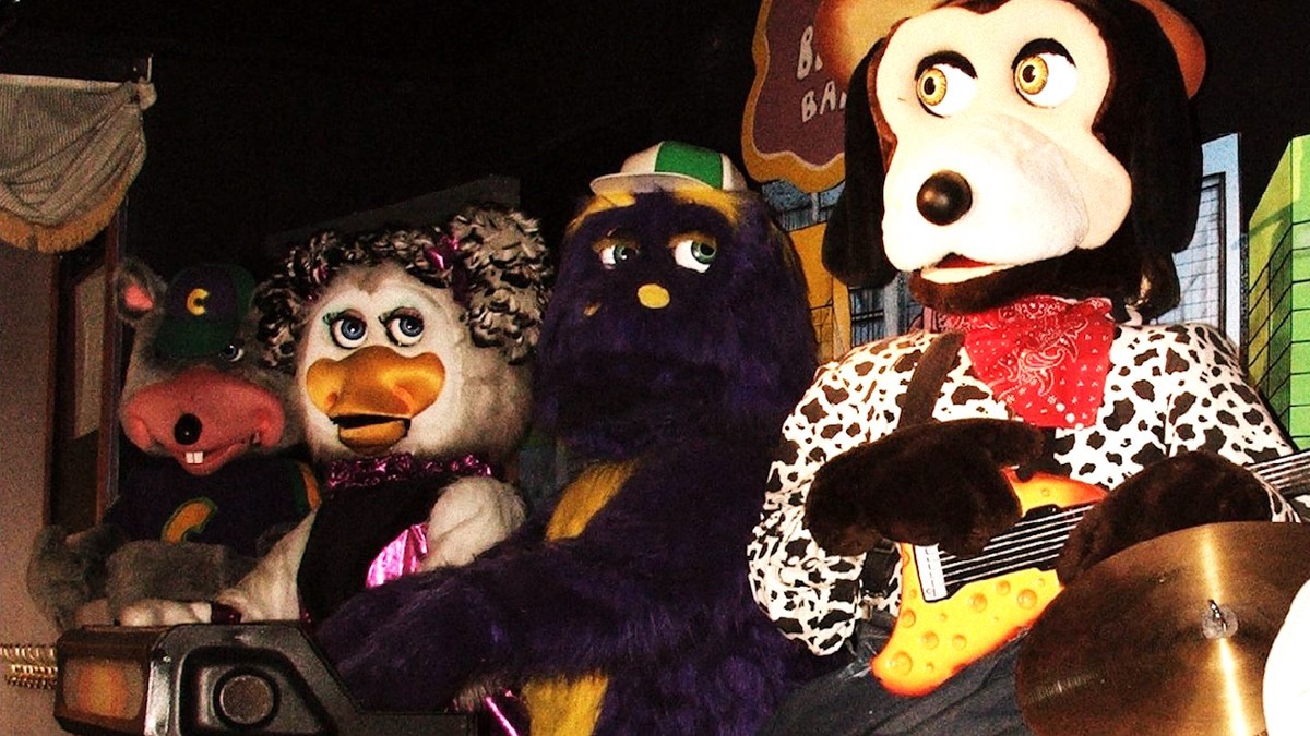 The Day The Music Died Chuck E Cheese Plans To Phase Out Animatronic Band