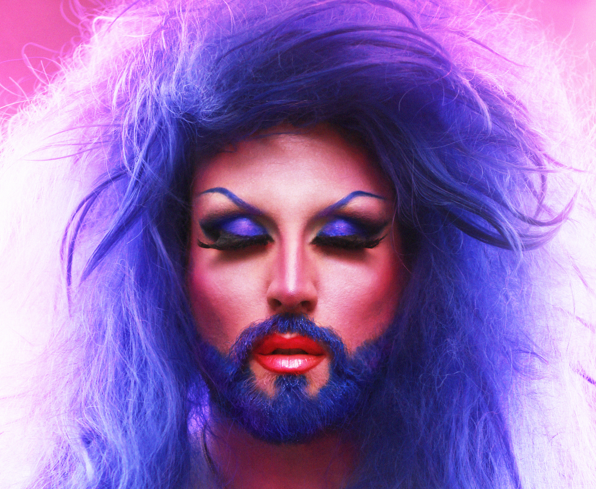 Drag Queens With Beards