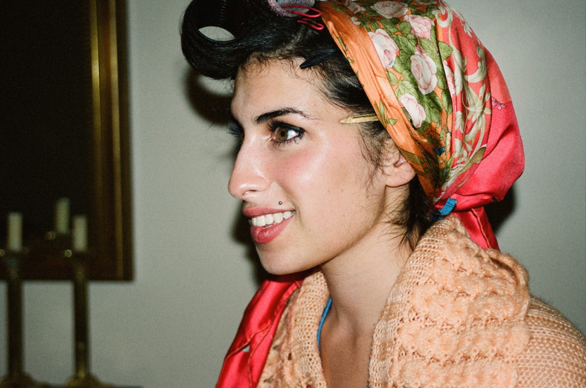 A New Photobook Captures A Young Amy Winehouse During Happier Times I D