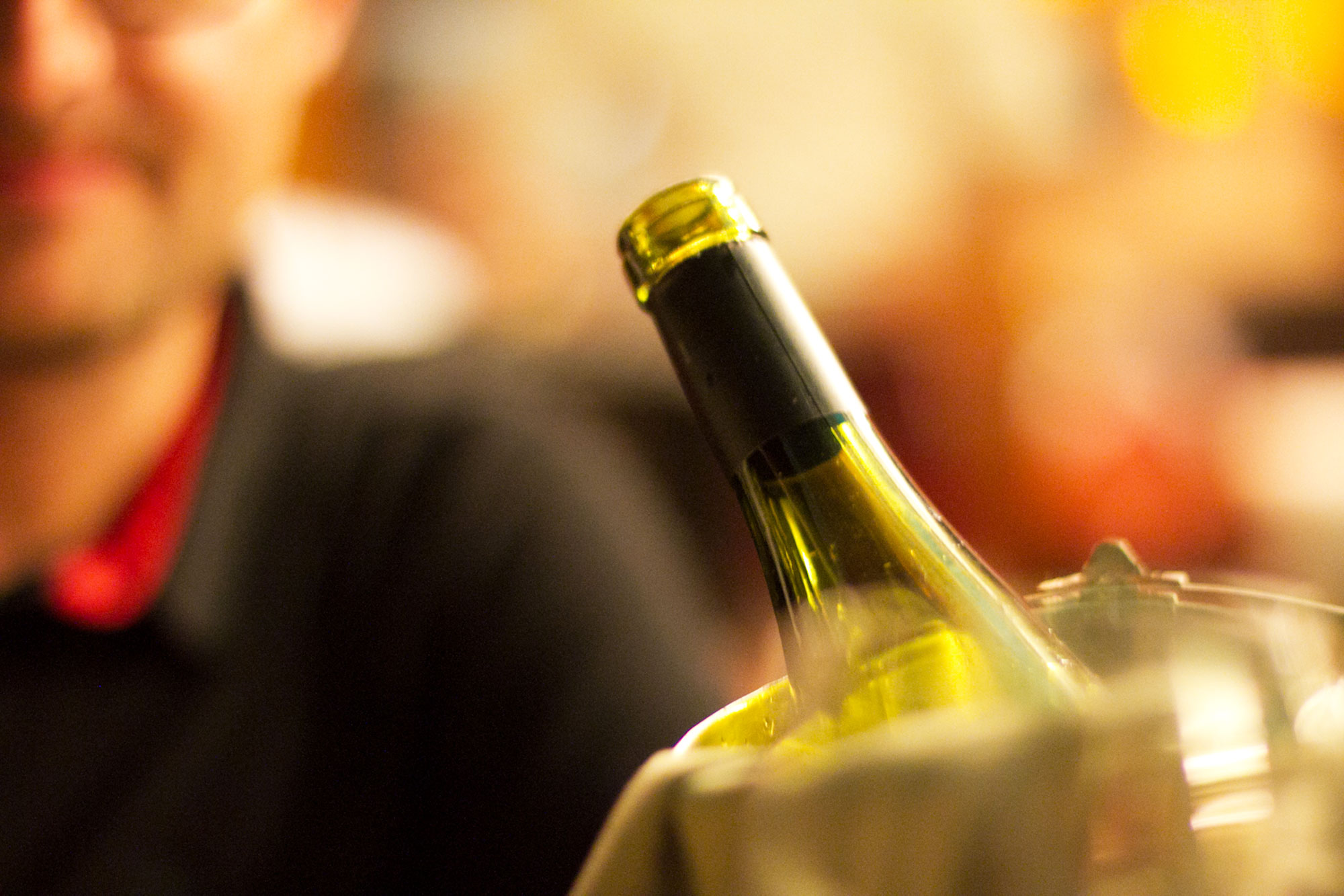 Study Confirms Wine Tastes Better If the Bottle Has a Cork Instead of a Cap