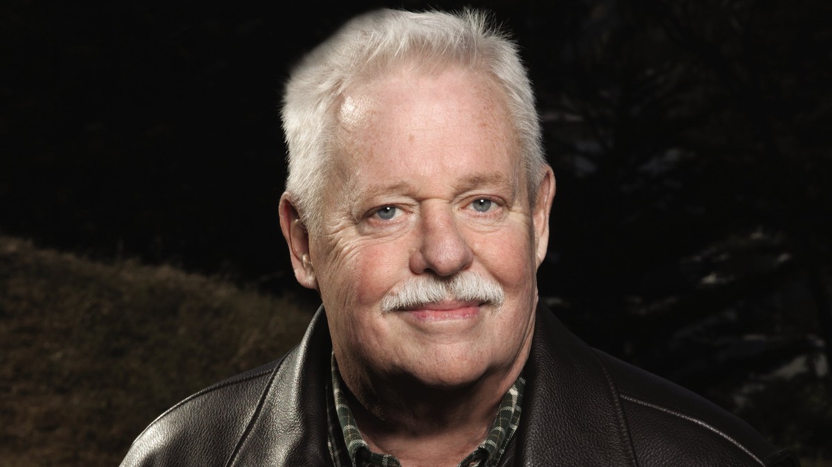 Armistead Maupin Is Still the Queer Literary Icon We Need - VICE