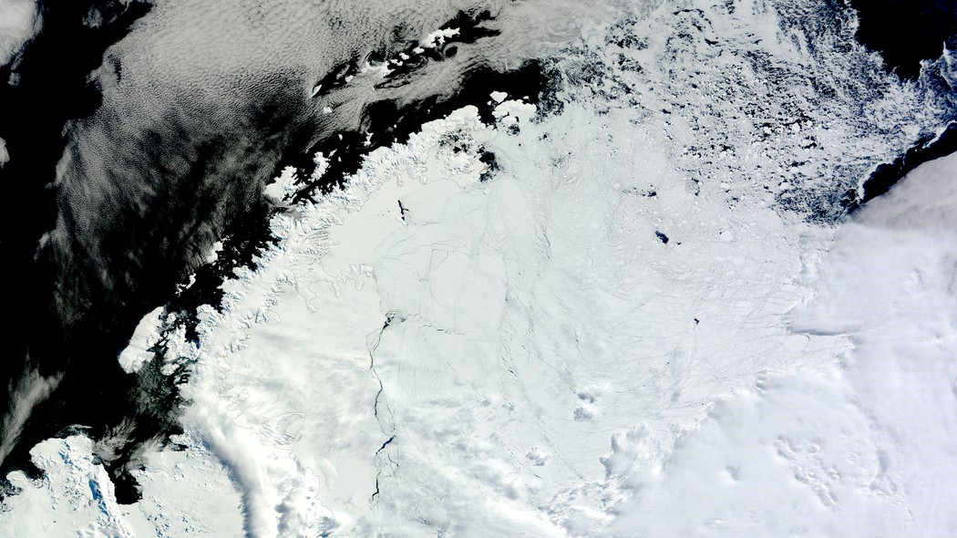 Giant hole the size of Maine reopens in Antarctica Weddell Sea